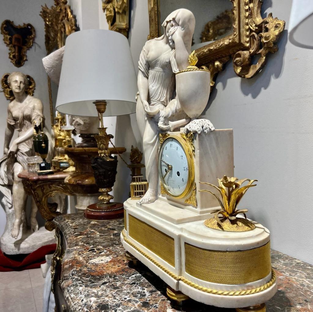 French 18th-Century Marble Clock with a Woman from Classical Antiquity  For Sale