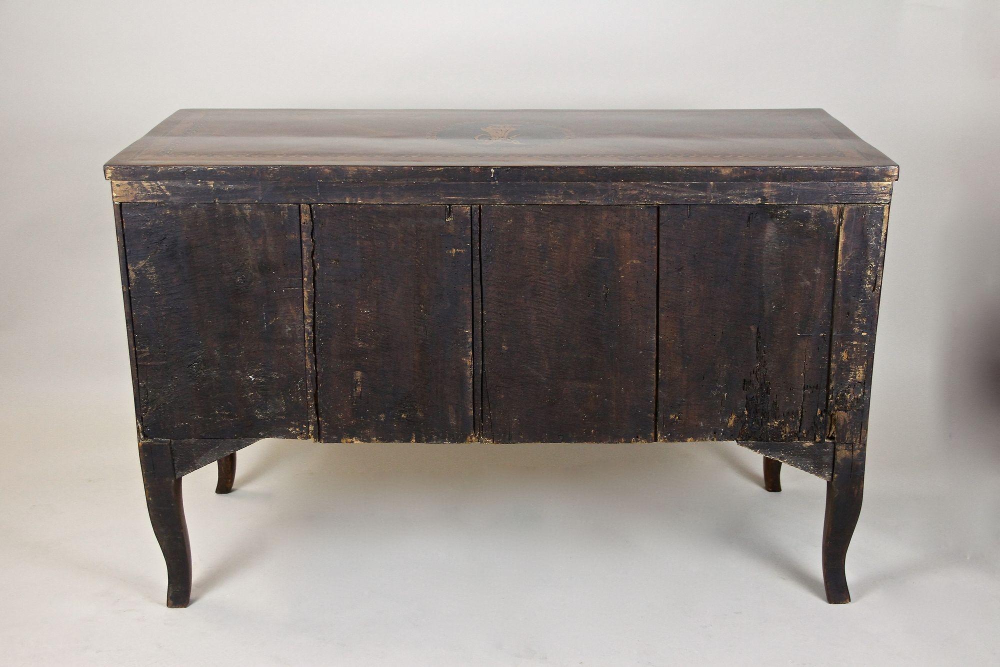 Commode en marqueterie du XVIIIe siècle - Qualité muséale, Milan/ IT ca. 1760 en vente 9