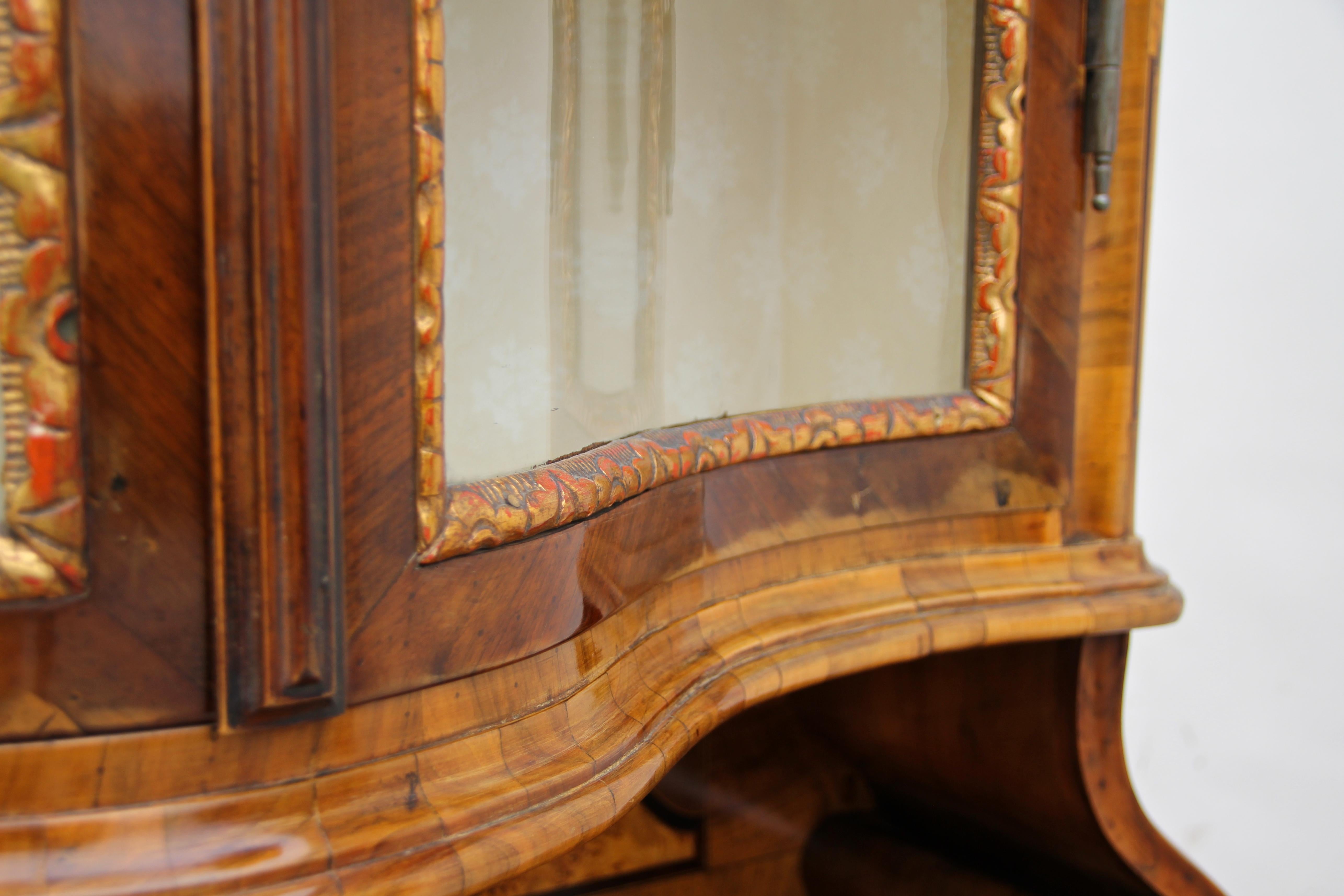 18th Century Marquetry Vitrine Cabinet or Display Cabinet, Austria, circa 1760 6