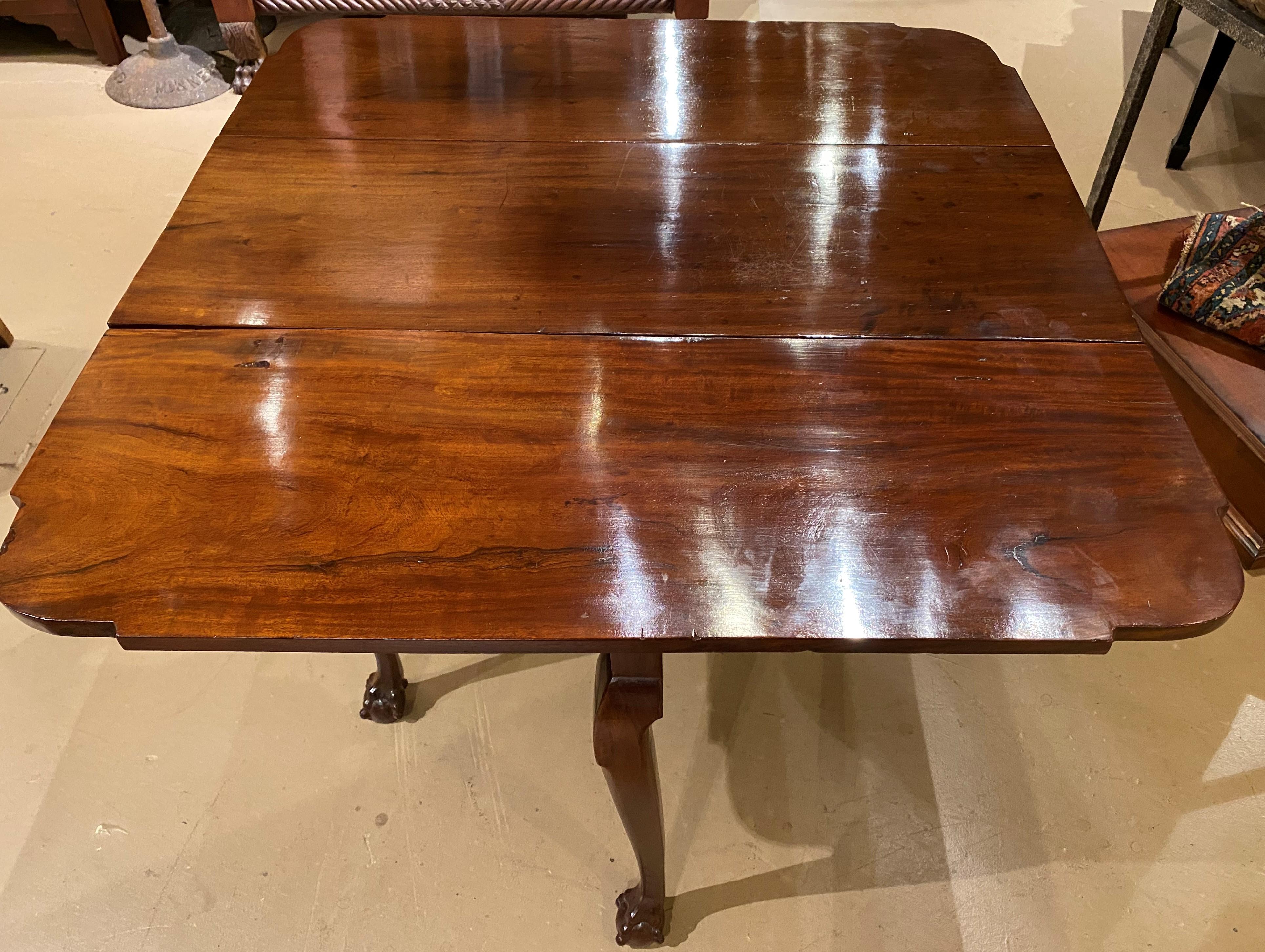 Hand-Carved 18th Century Massachusetts Mahogany Drop Leaf Table with Ball & Claw Feet For Sale