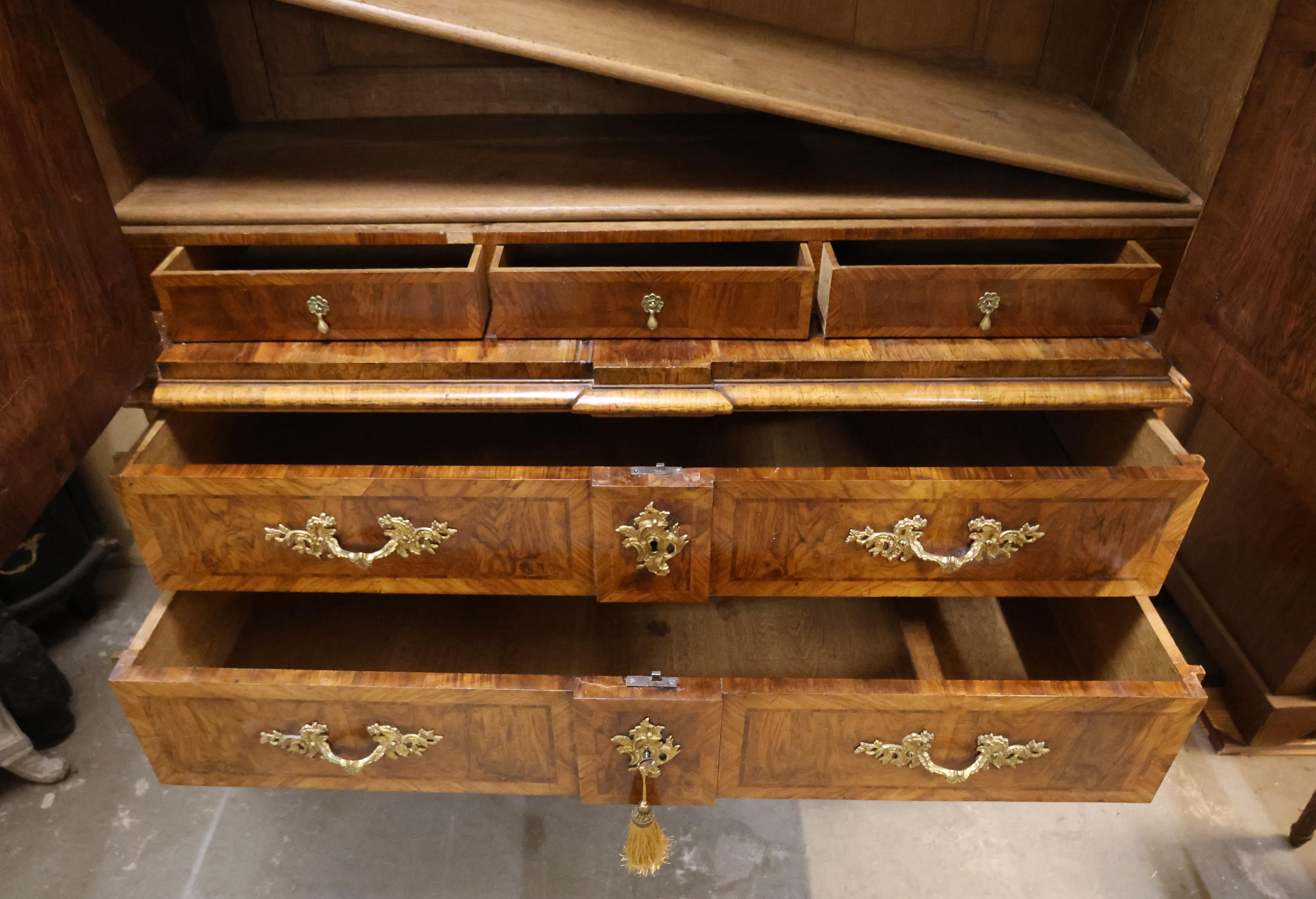 Gabinete de obra maestra de Mathias Tiberg del siglo XVIII Sueco en venta