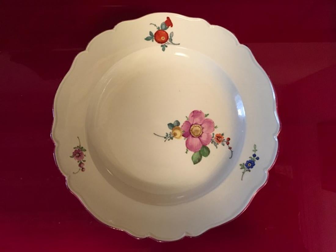 18th Century Meissen Set 12 Baroque Porcelain Dining Dishes with Floral Decor For Sale 5