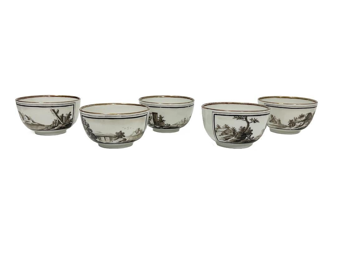 German 18th Century Meissen cups and saucers For Sale