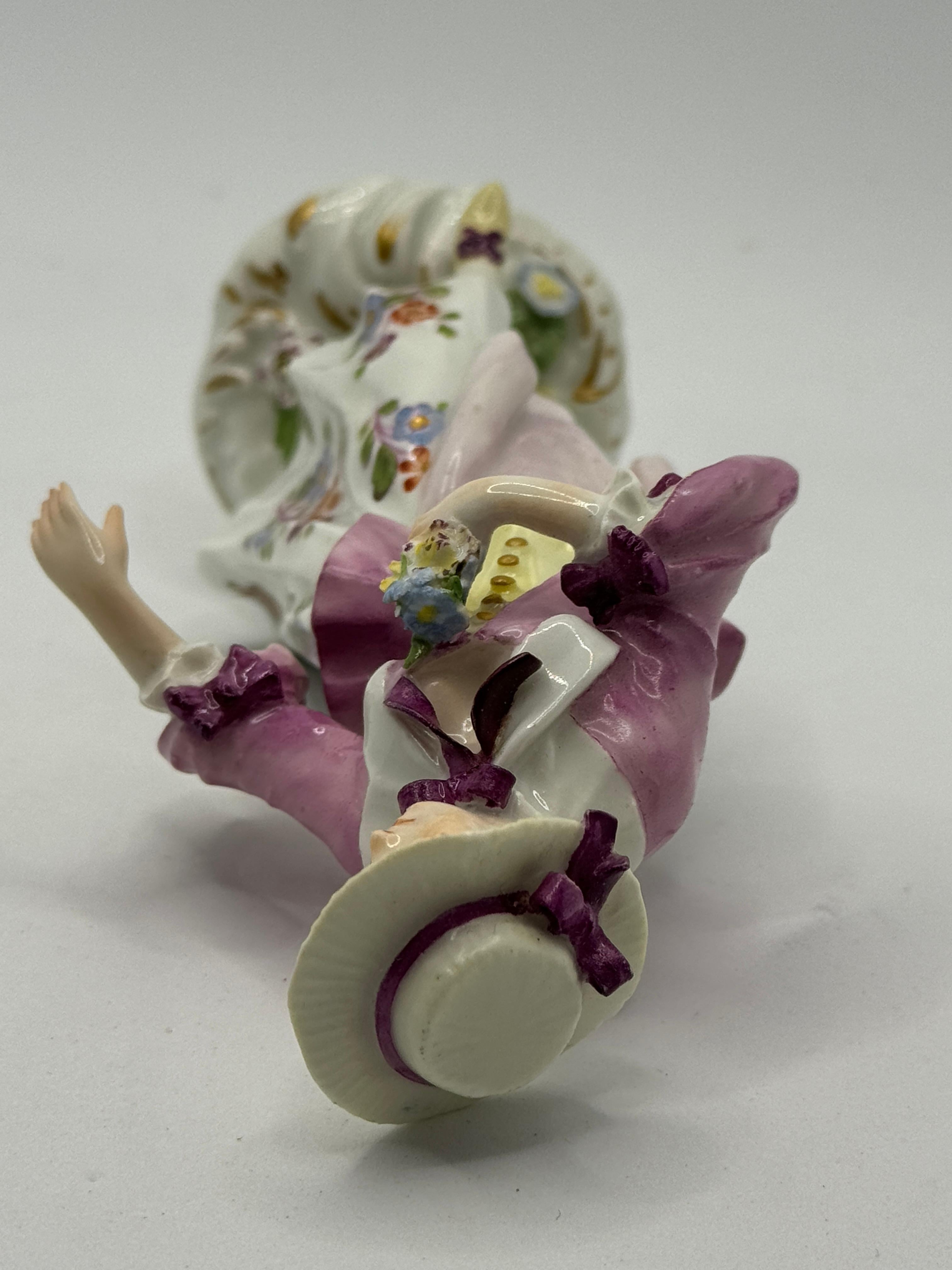 Figurilla de dama de Meissen del siglo XVIII en venta 2