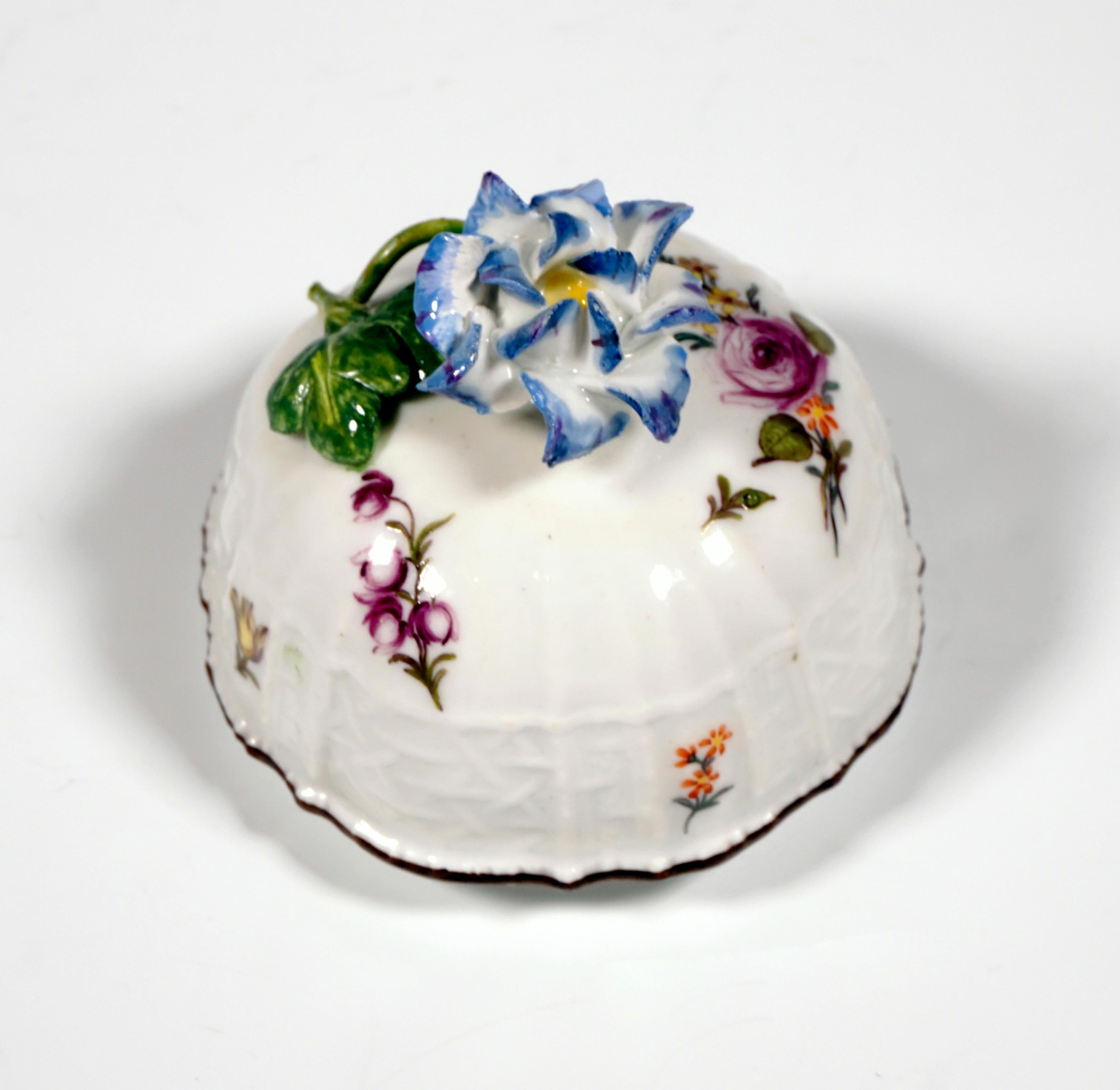 German 18th Century Meissen Lidded Mustard Jug, Bouquets and Scattered Flowers, ca 1745