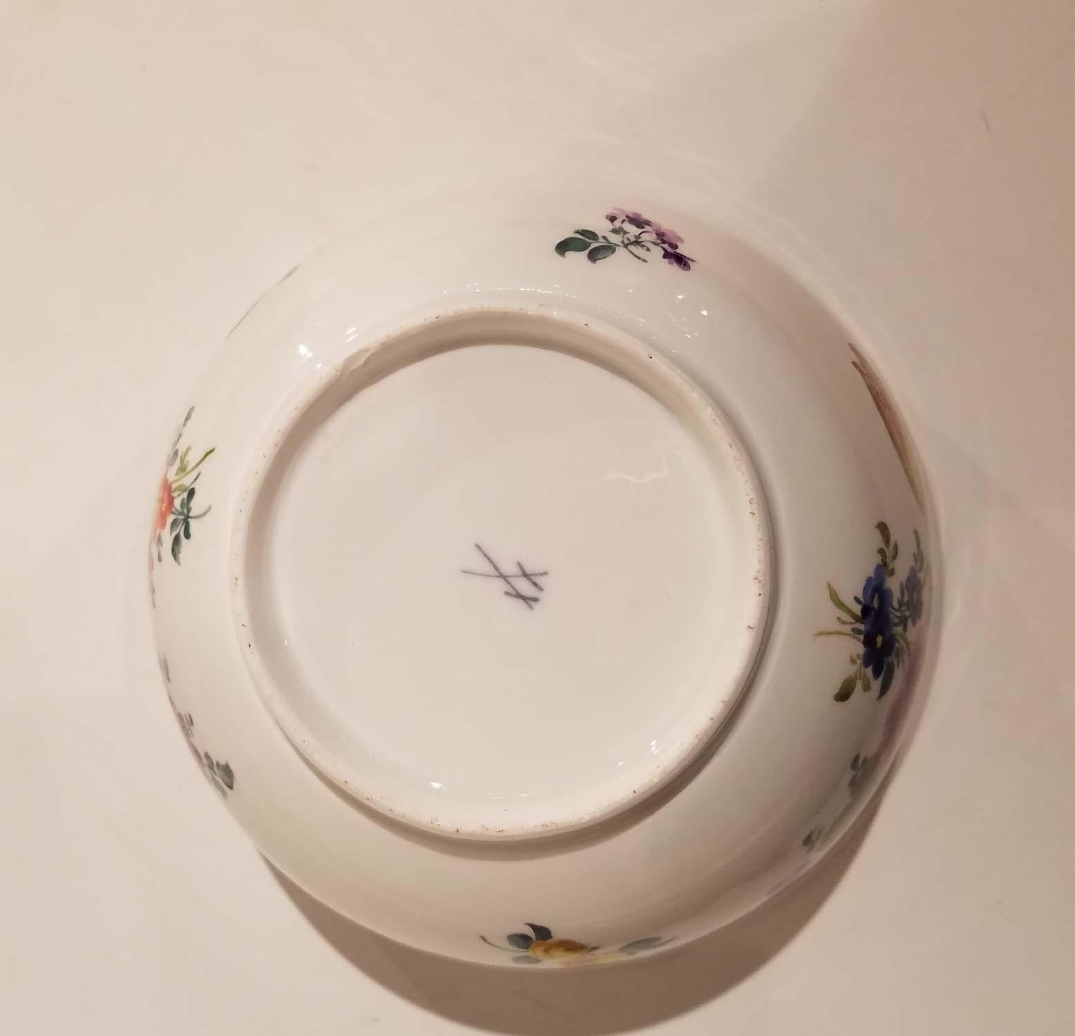 German 18th Century Meissen Porcelain Bowl