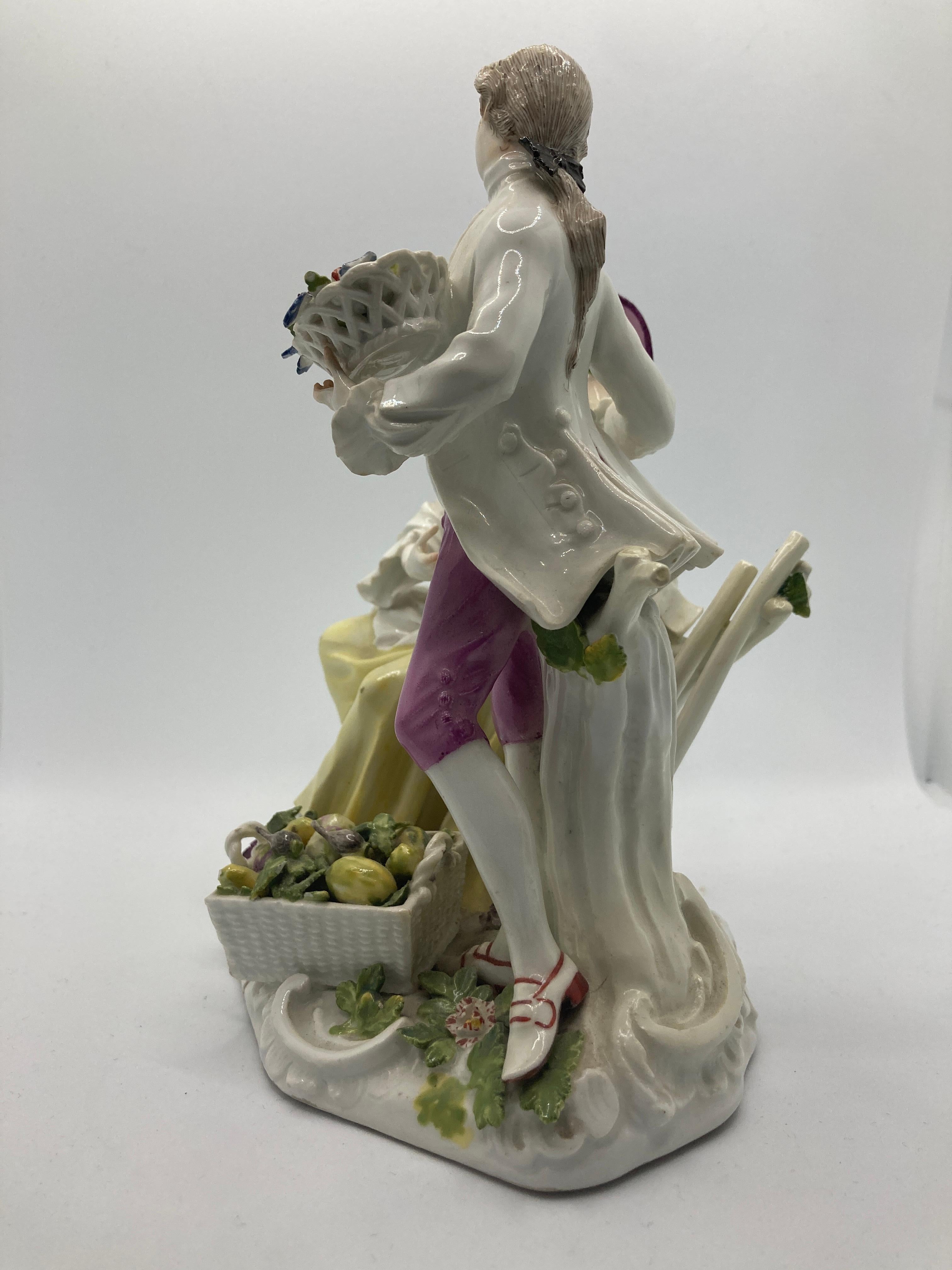 18th Century Meissen Porcelain Figurine Pair Of Gardeners Model No 