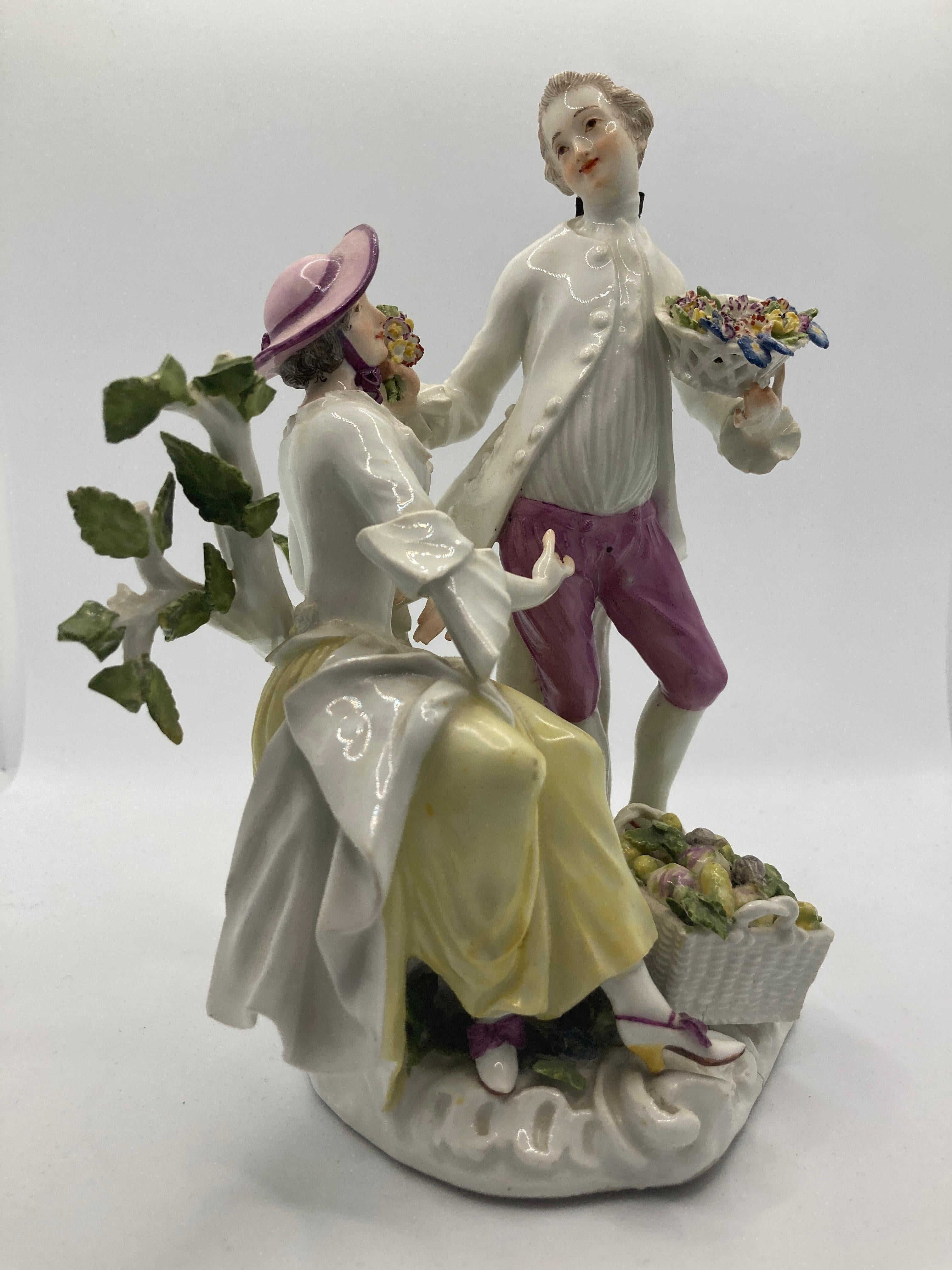 18th Century Meissen Porcelain Figurine, 'Pair of Gardeners',  Model No 1584 For Sale 1