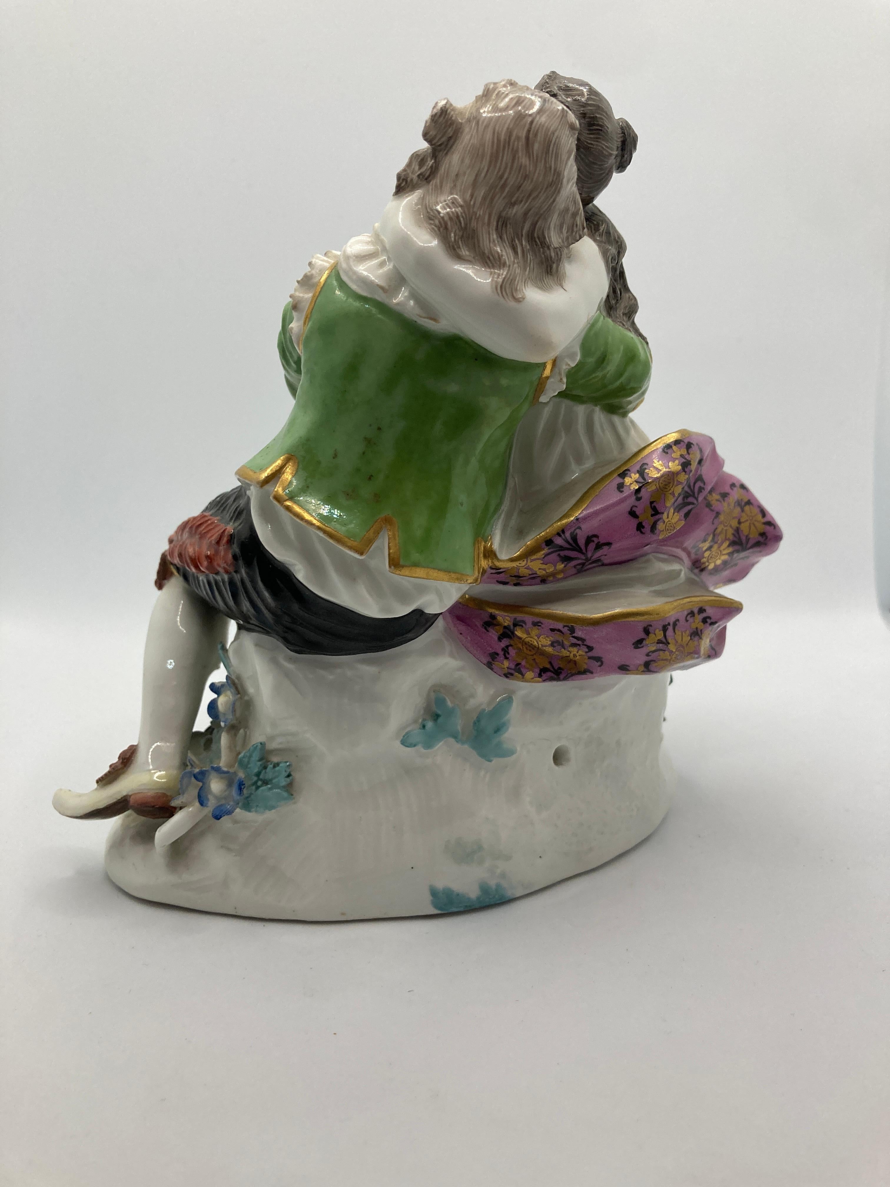 German 18th Century Meissen Porcelain Figurine, 'Pair of Lovers',  Model No 571 For Sale