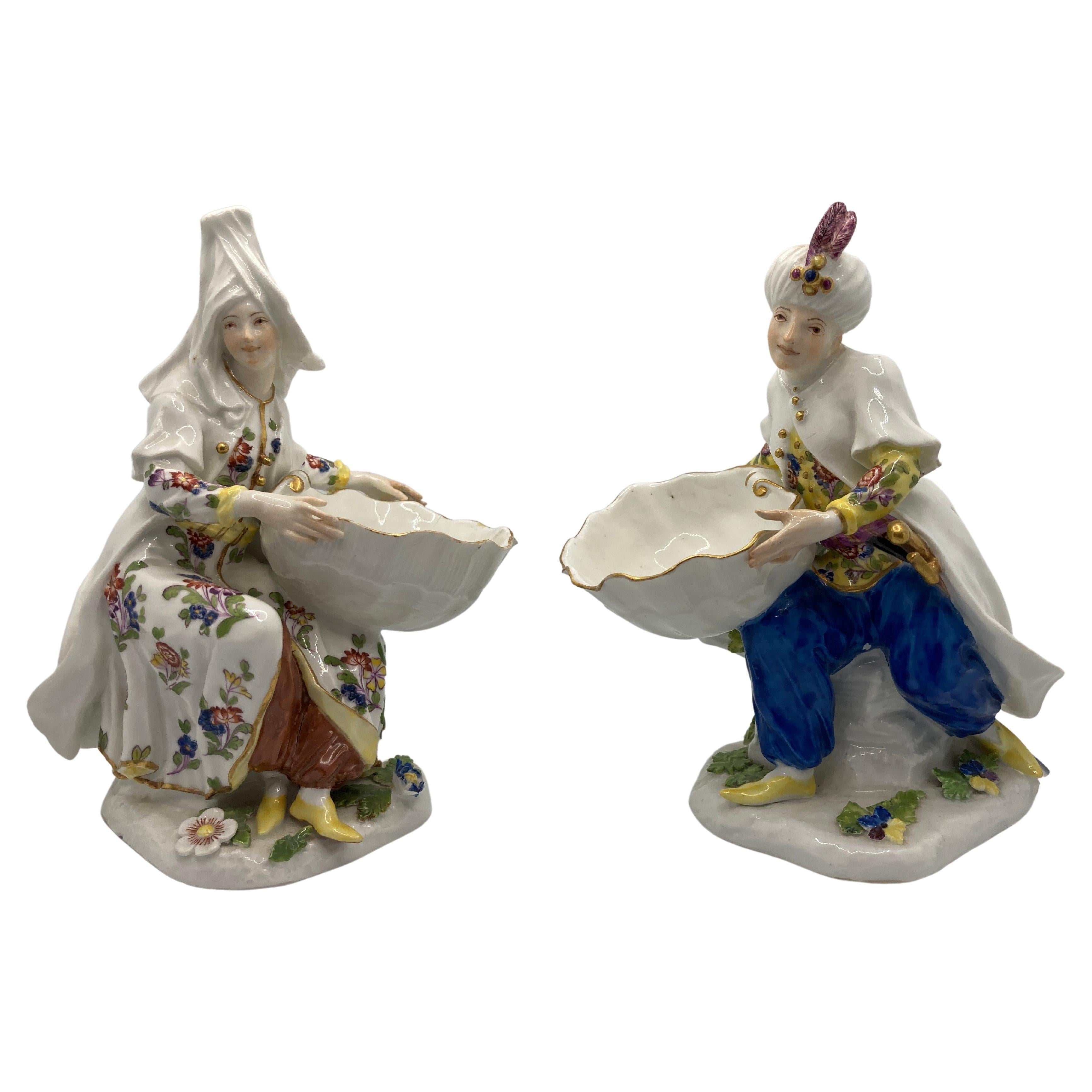 18th Century Meissen Turkish Pair holding sweetmeat / table salt bowls For Sale