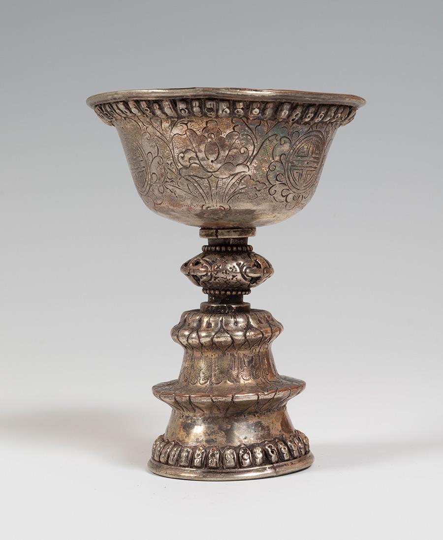 18th century Tibetan viceregal hand chiselled and Hammered silver chalice ceremonial vessel. 

Dimensions: 9.5 x 7 cm.