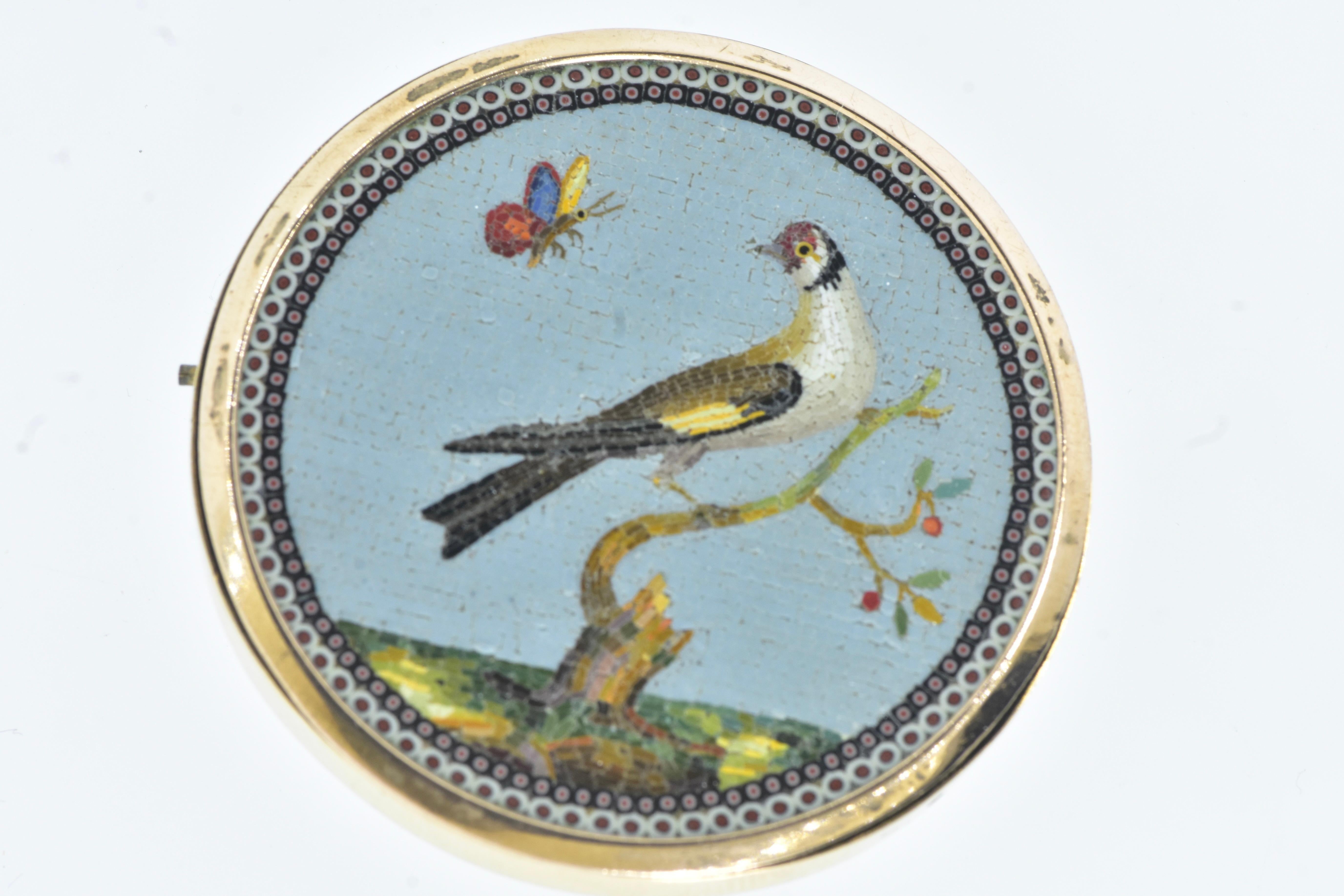 Georgian 18th Century Micro Mosaic  brooch of a Bird and a Bee, circa  1795-1825. For Sale