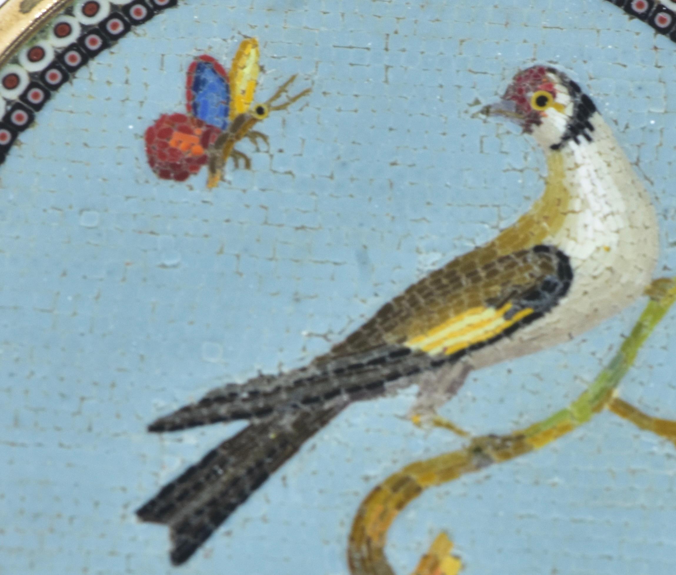 18th Century Micro Mosaic  brooch of a Bird and a Bee, circa  1795-1825. In Good Condition For Sale In Aspen, CO