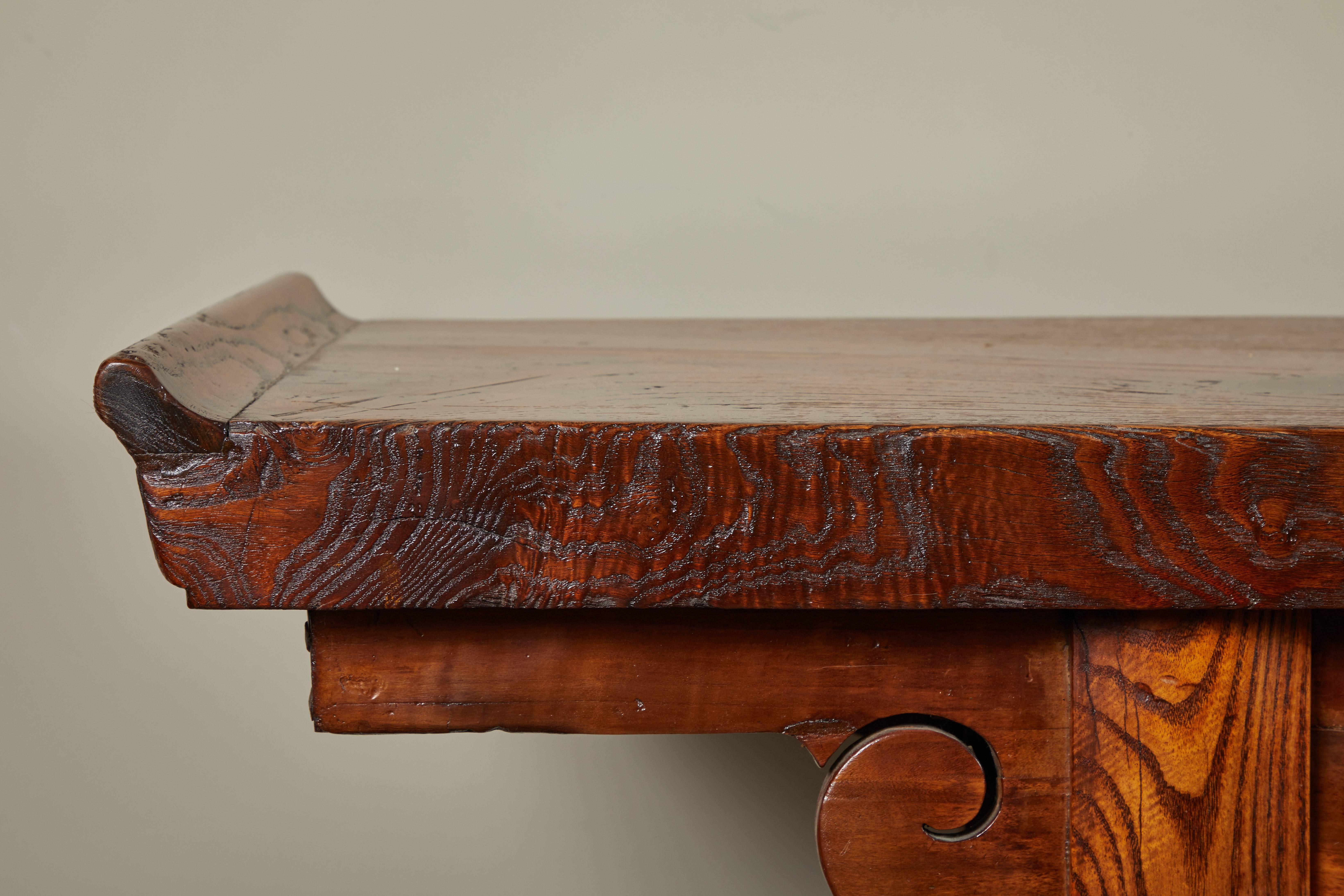 18th Century Ming Scroll Console Table For Sale 3