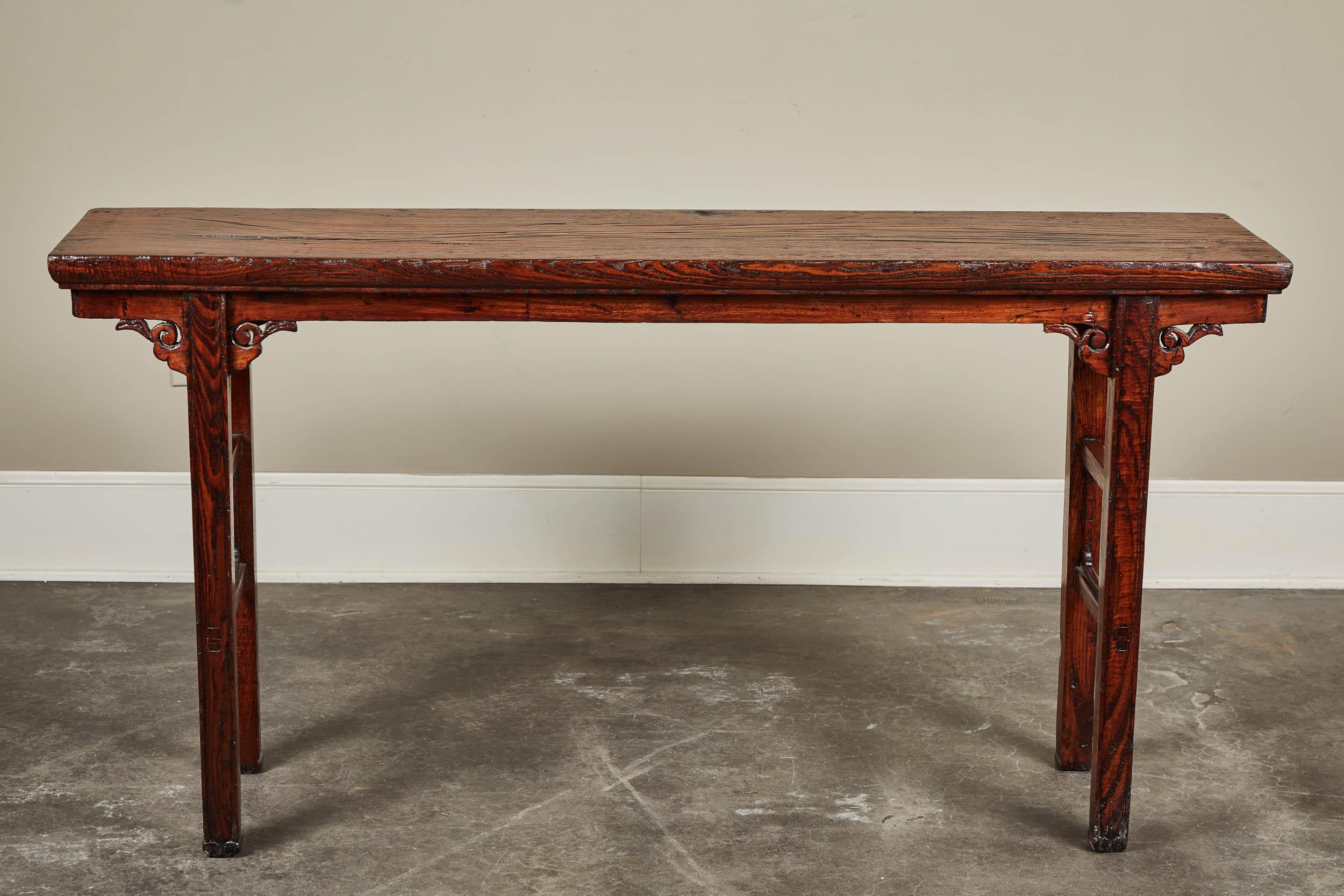 18th Century Ming Style Altar Table In Good Condition For Sale In Pasadena, CA