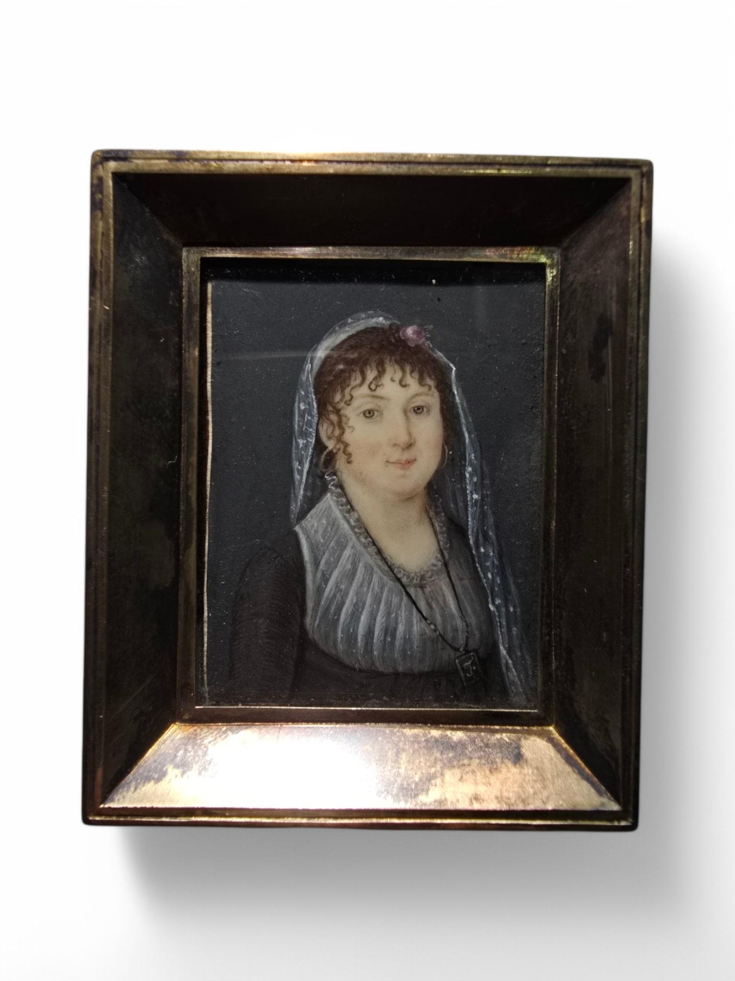 Miniatur-Ölporträt aus dem 18. Jahrhundert - Dame mit geblümtem Haarschmuck im Angebot 5