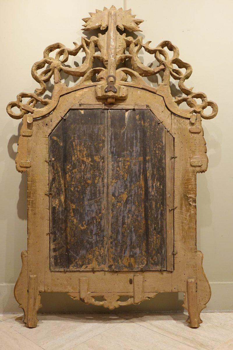 Fin du XVIIIe siècle XVIIIe siècle Miroir en bois sculpté et en bois argenté en vente