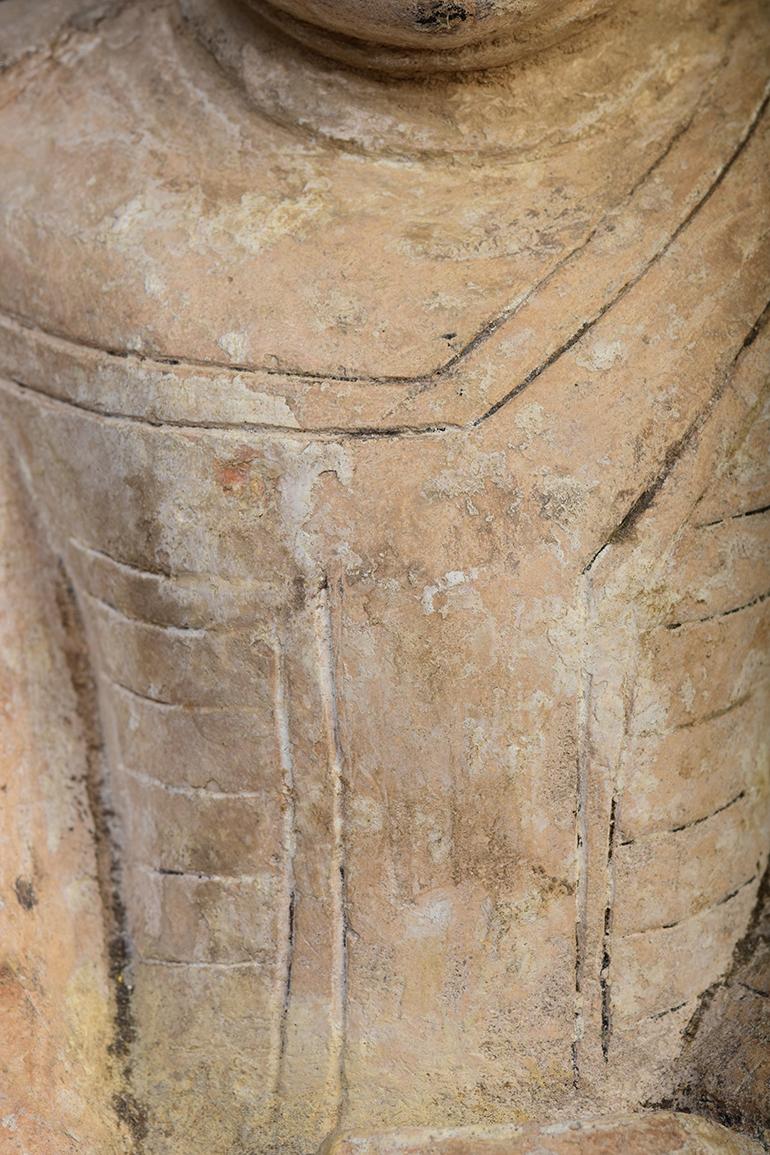 18th Century, Mon, Antique Burmese Soapstone Seated Buddha In Good Condition For Sale In Sampantawong, TH
