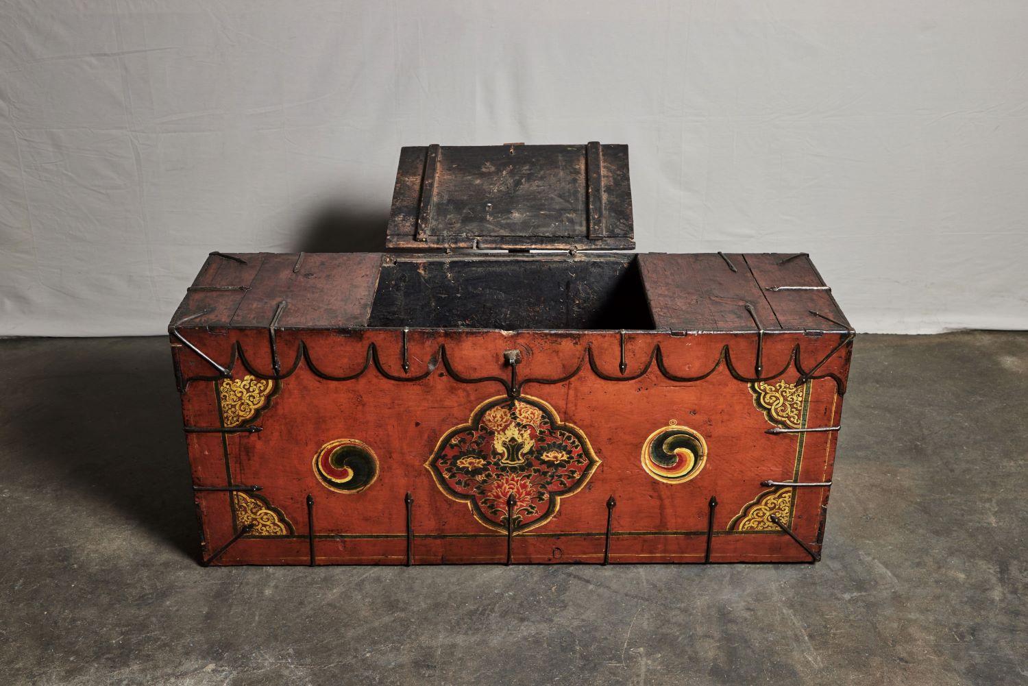 18th Century Monastery Trunk For Sale 3