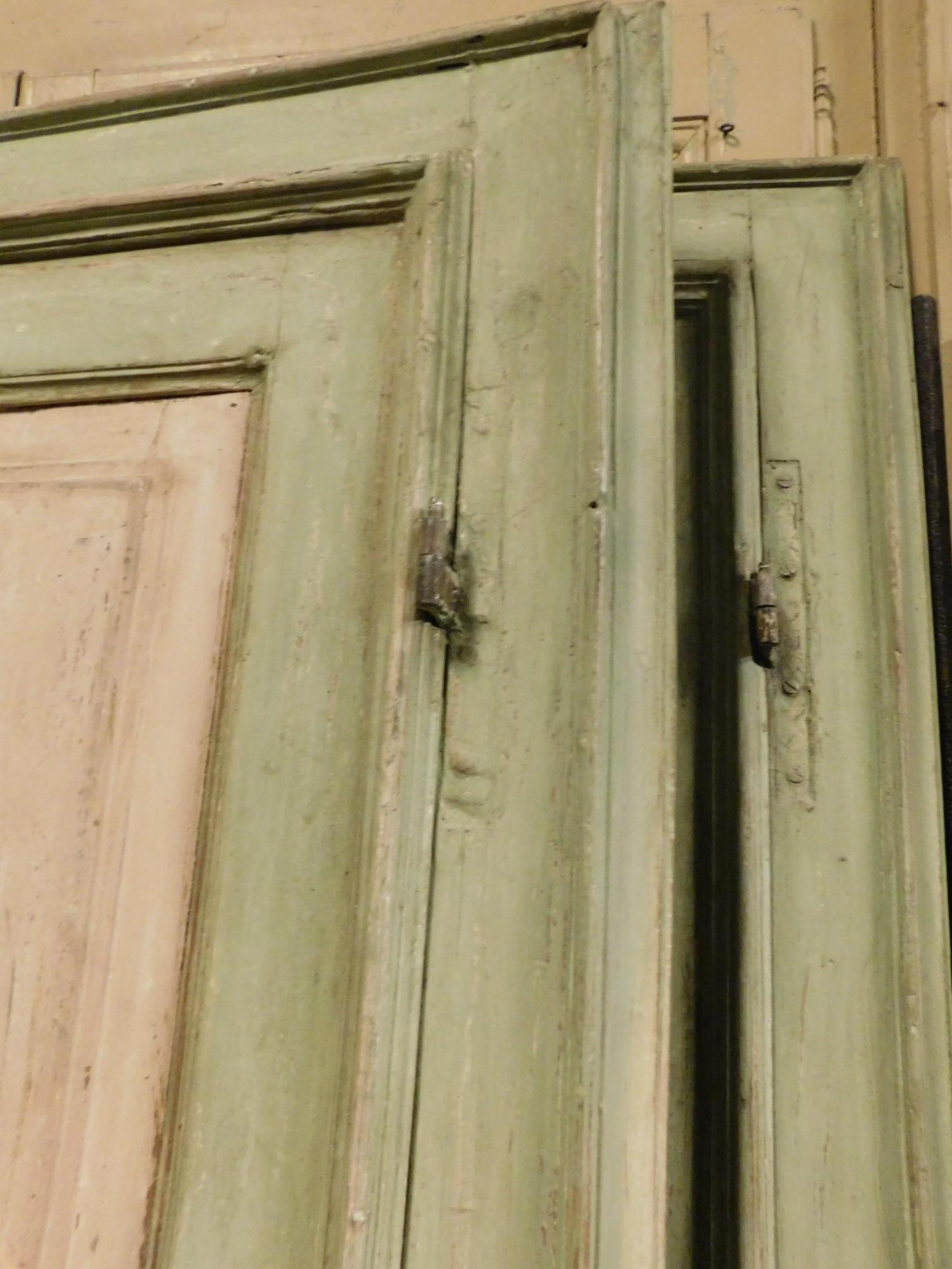 18th Century N.2 Antiques Doors Green and Pink with Frames, Hand-Painted, Italy For Sale 3