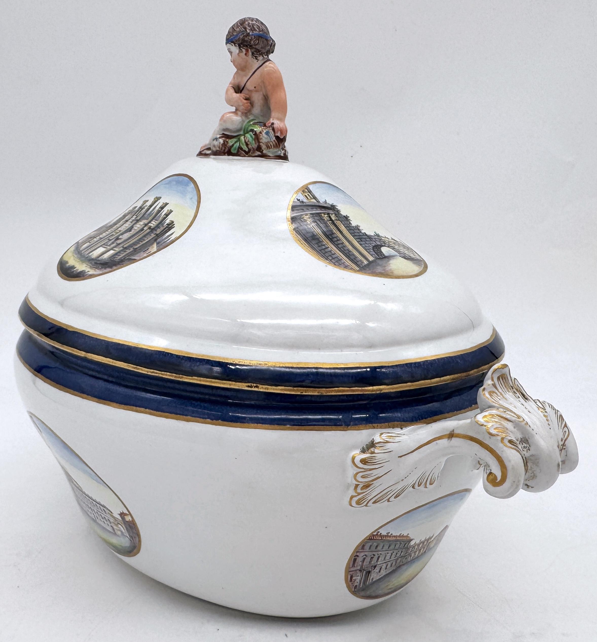 Soupière topographique Grand Tour du 18e siècle en porcelaine de Naples en vente 5