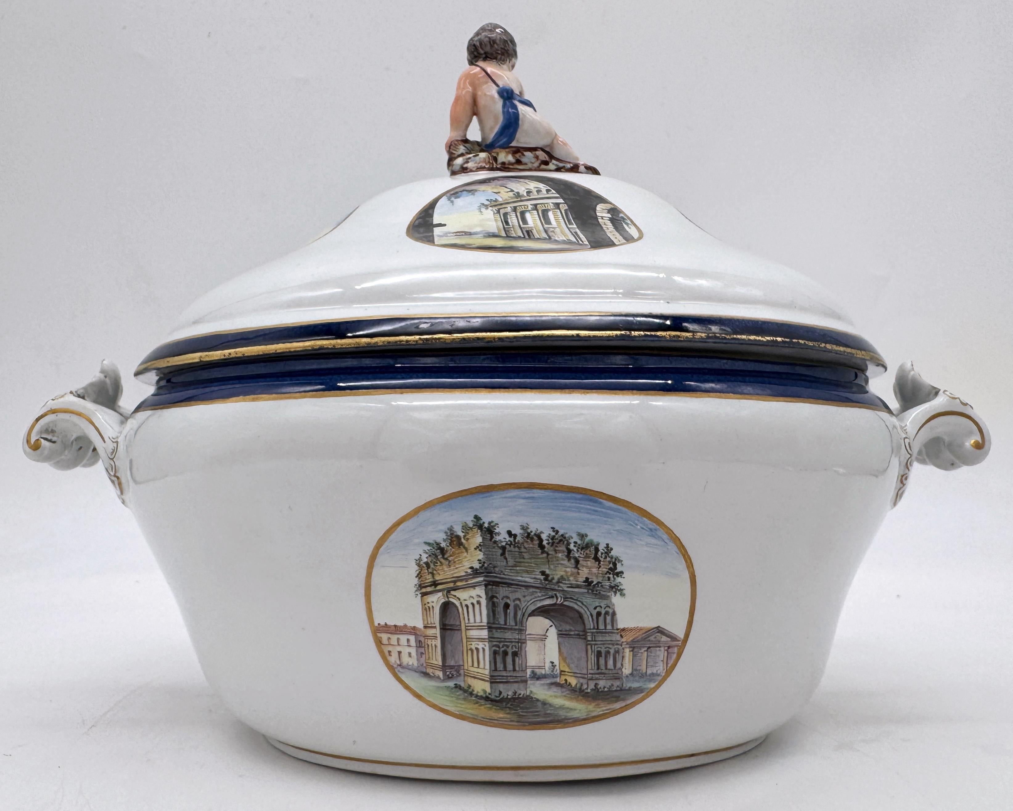 Soupière topographique Grand Tour du 18e siècle en porcelaine de Naples en vente 7
