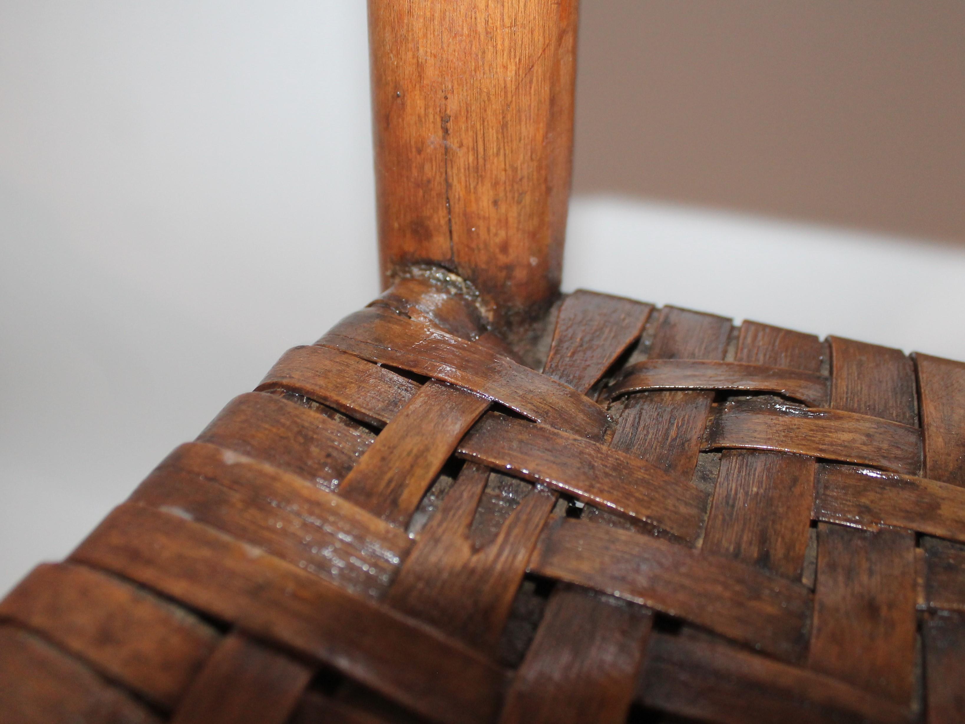 Hand-Carved 18th Century N.E. Bannister Back Side Chair