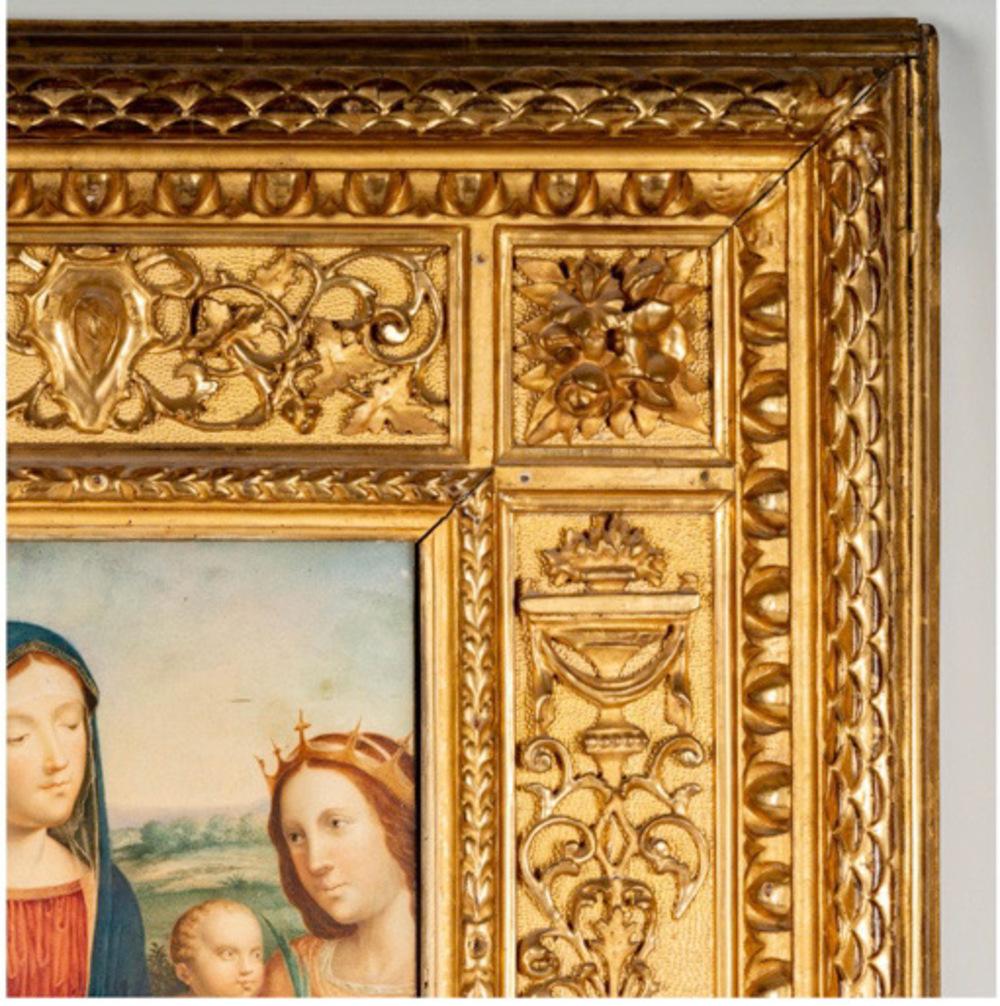 Hand-Carved 18th Century Neoclassical Carved and Gilded Frame For Sale