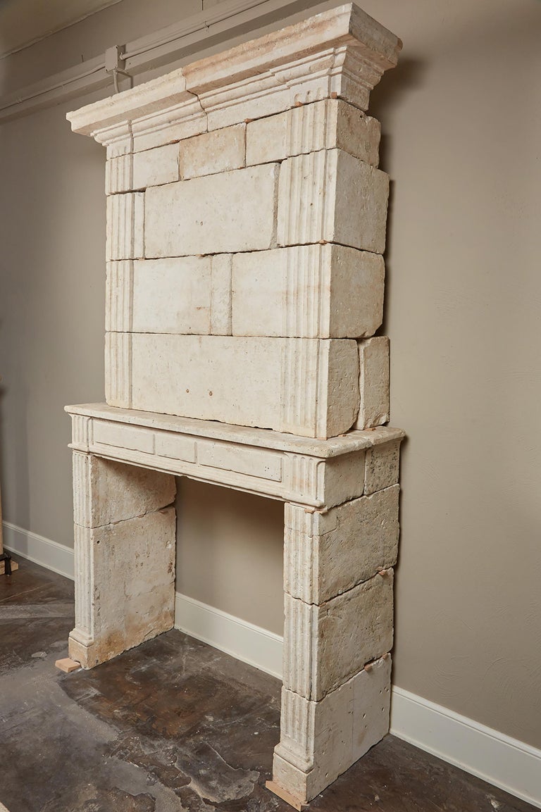 18th Century Neoclassical French Limestone Fireplace Surround For Sale 3