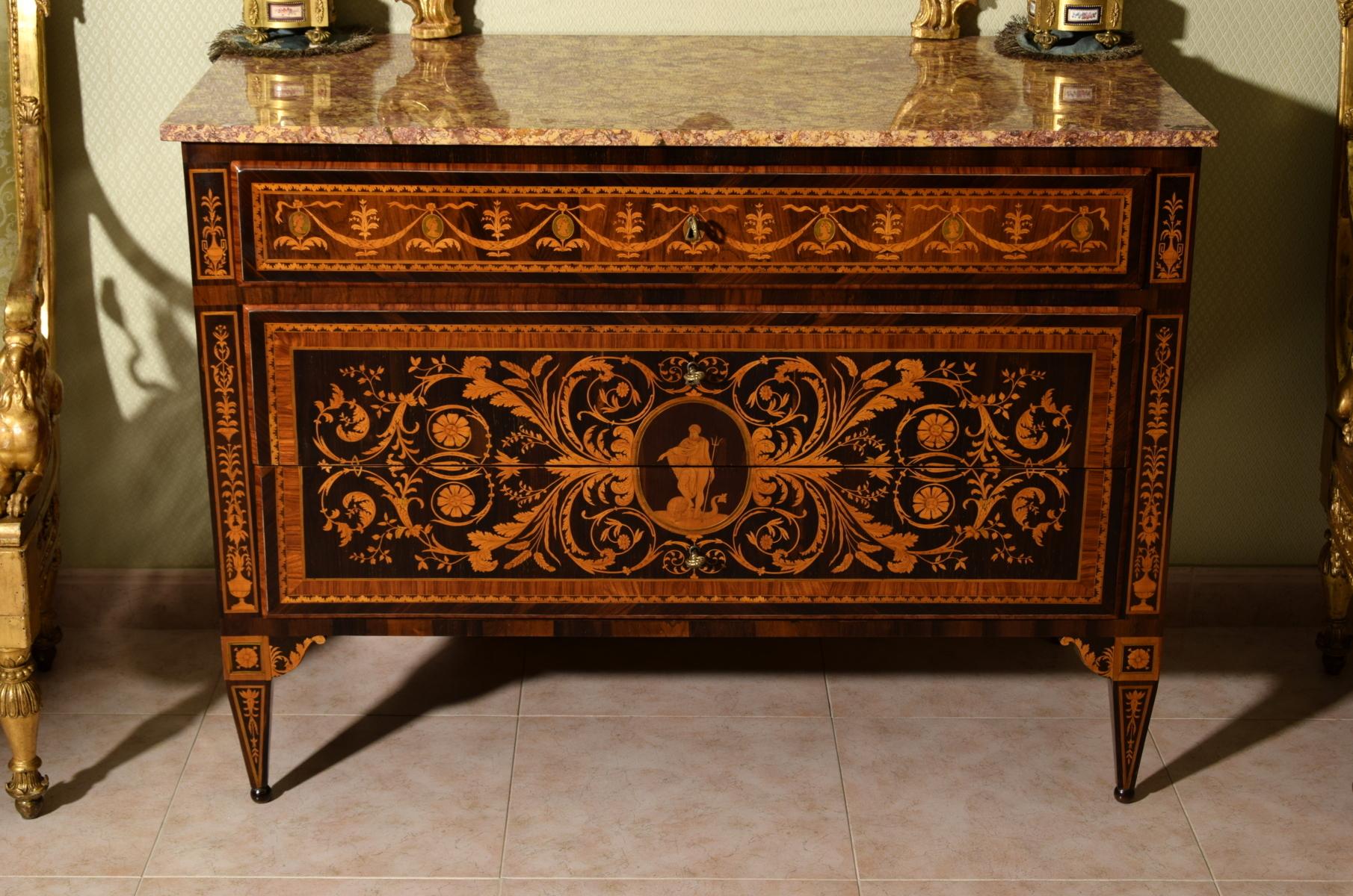 18th Century, Neoclassical Italian Inlay Wood Chest of Drawers 10