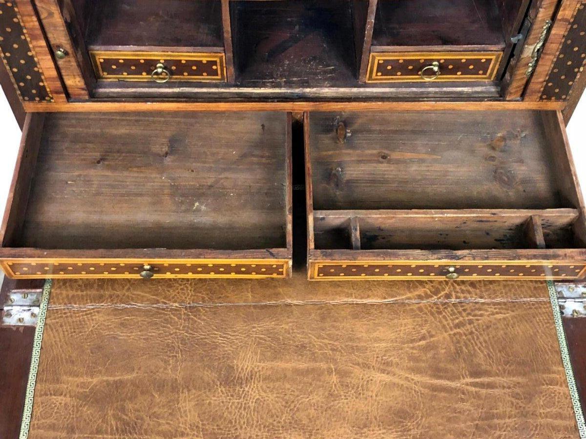 18th Century Neoclassical Louis XVI Italian Walnut Table Desk In Good Condition In Badia Polesine, Rovigo