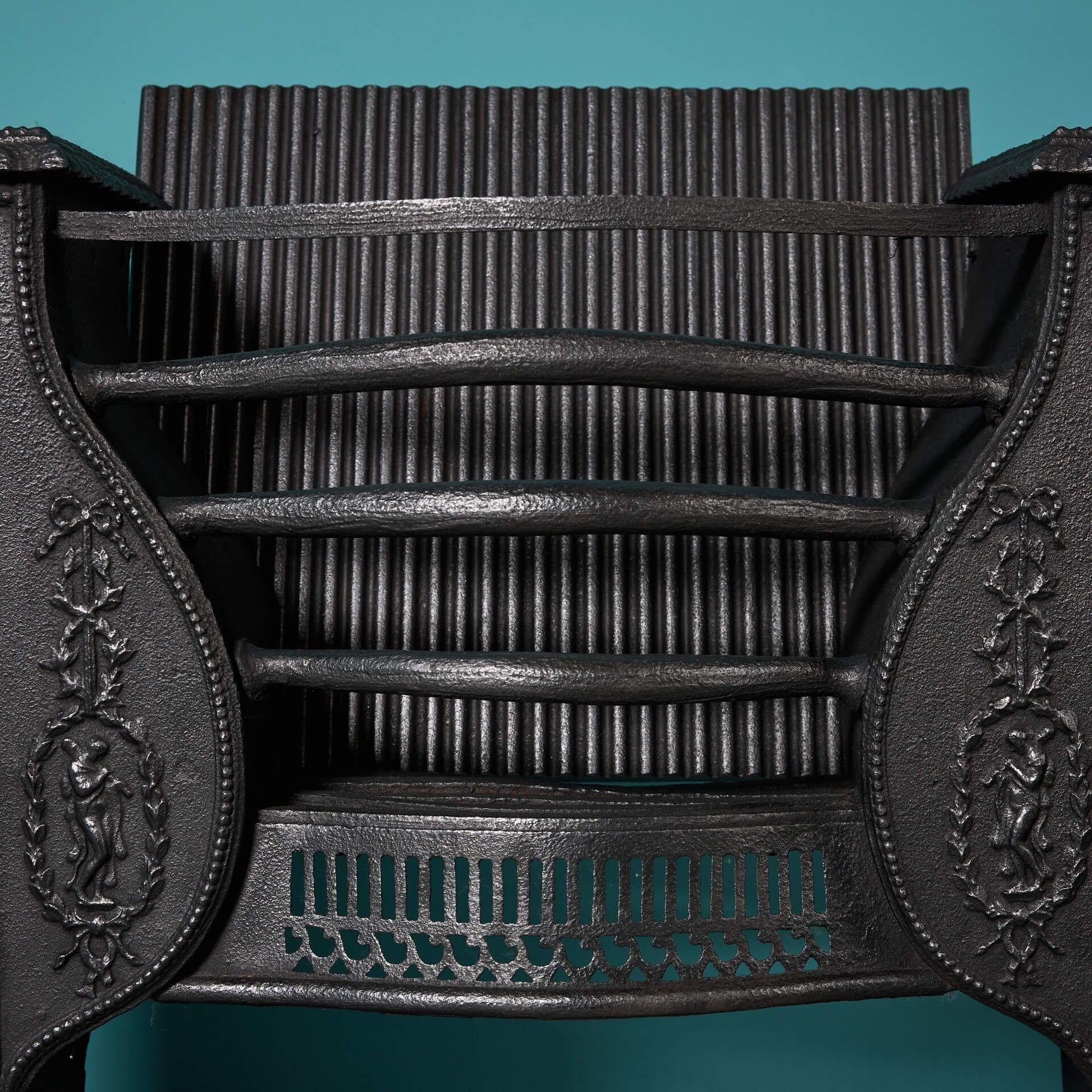 18th Century Neoclassical Style Hourglass Hob Grate In Fair Condition For Sale In Wormelow, Herefordshire