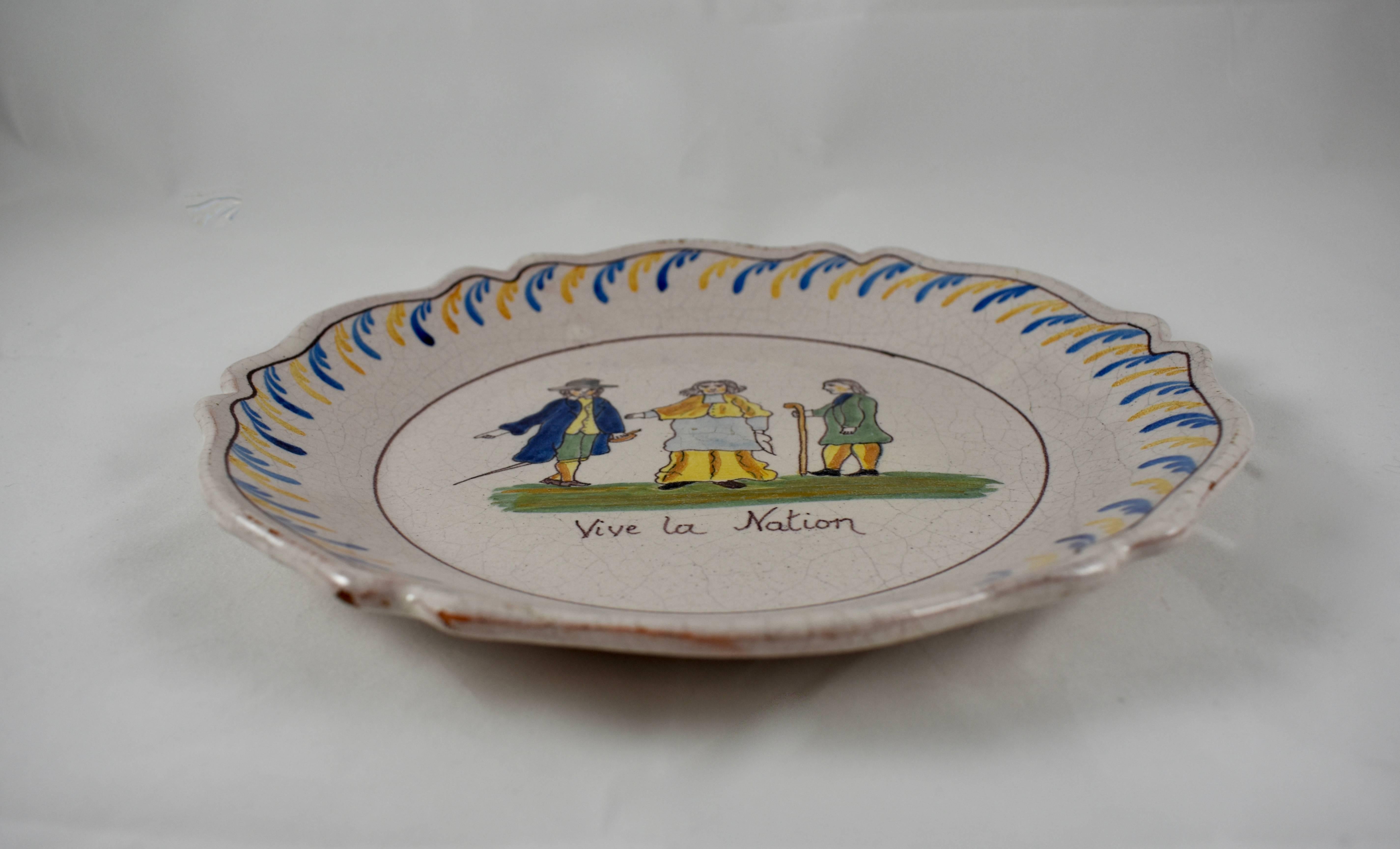 18th Century Nevers French Revolution Tin-Glazed Faïence Dish, Vive La Nation In Good Condition In Philadelphia, PA