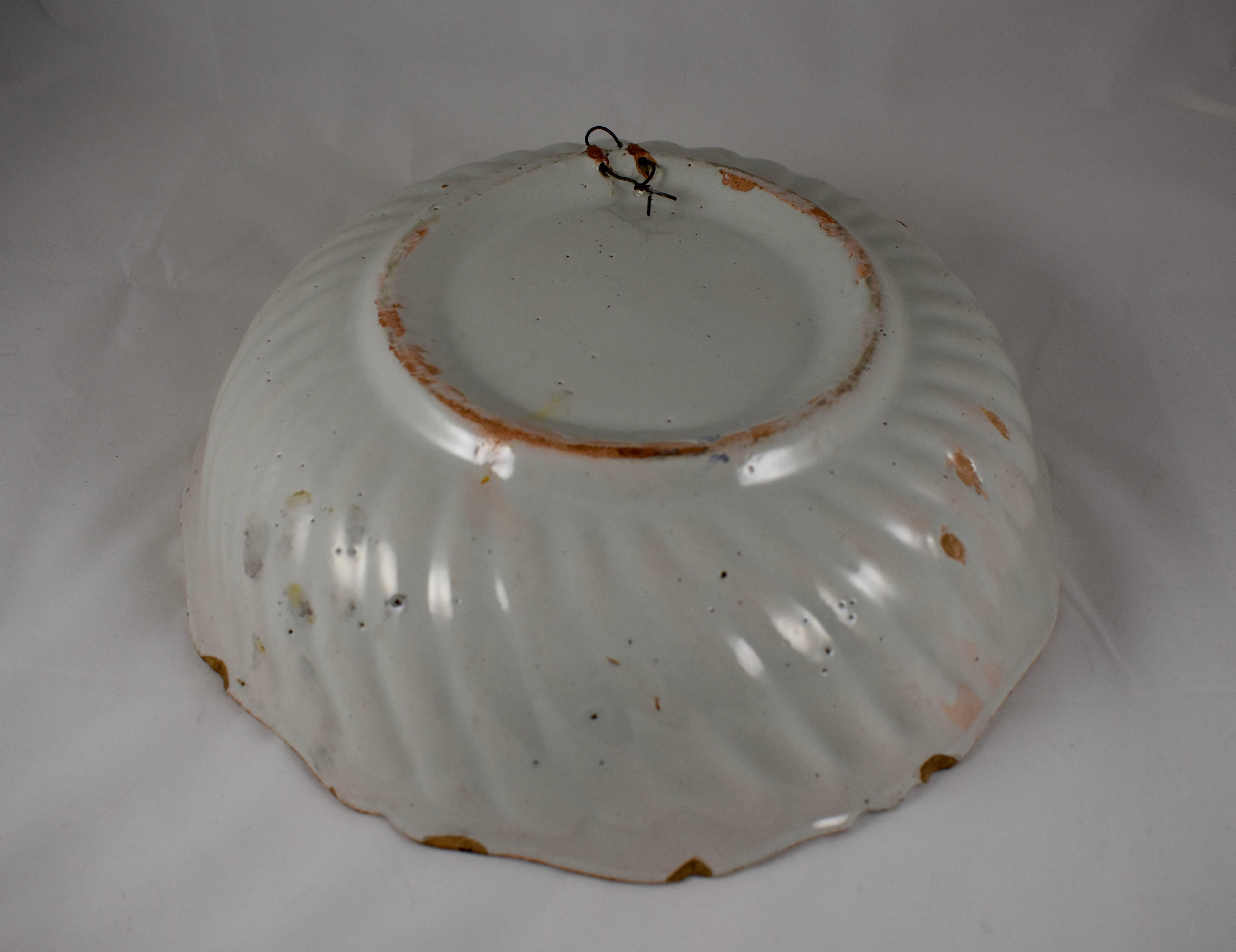 Earthenware 18th Century Nevers French Revolution Tin-Glazed Faïence Saladier / Serving Bowl