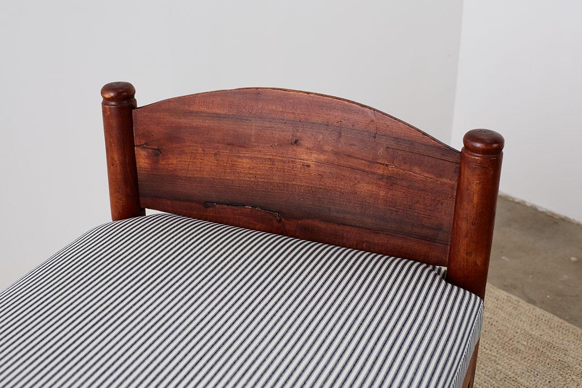 18th Century New England Cherry Daybed or Rope Bed In Good Condition In Rio Vista, CA