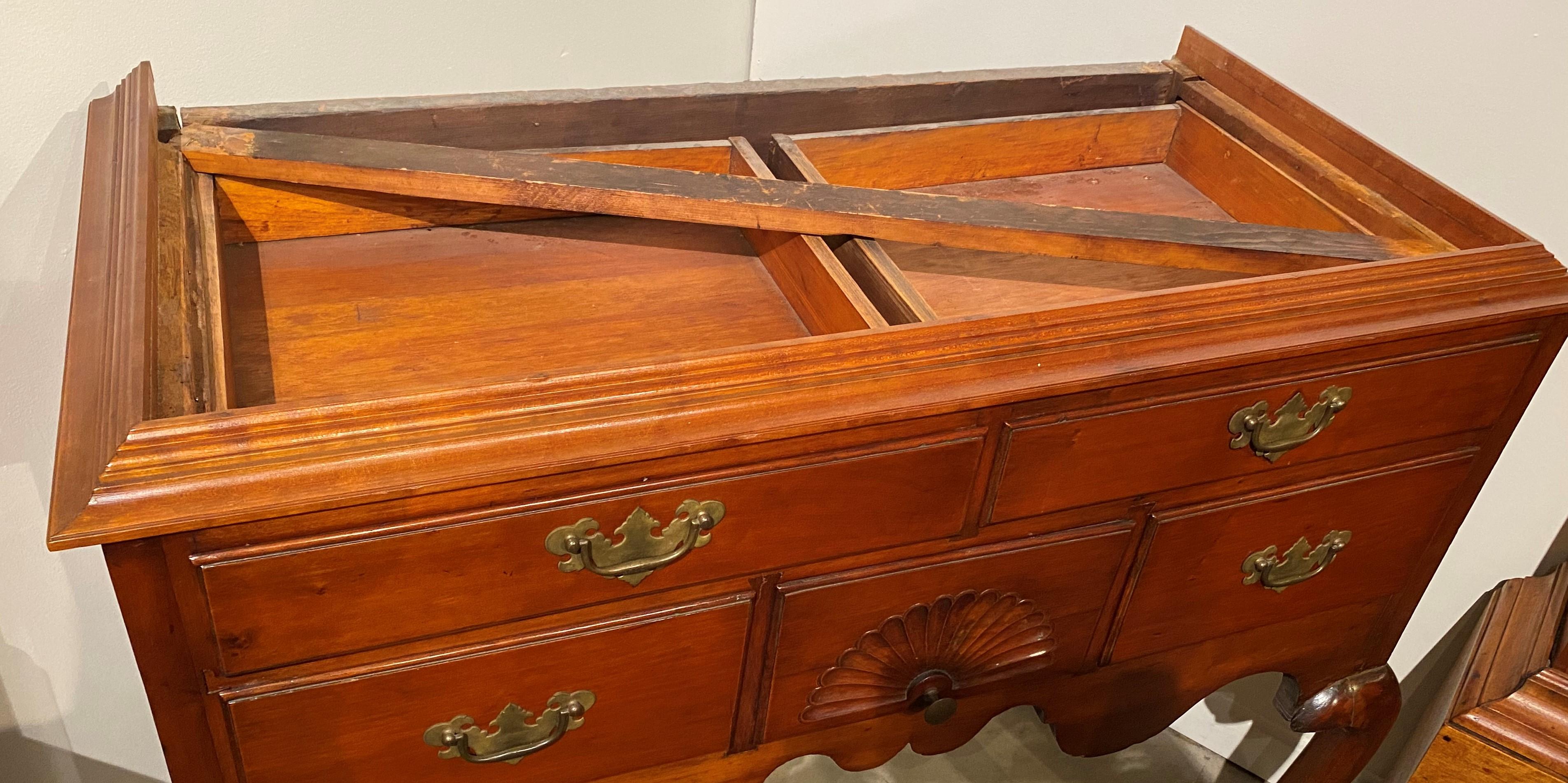 18th Century New England Highboy in Cherry with Fan Carving For Sale 1