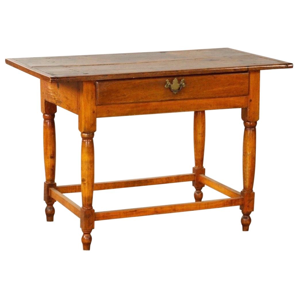 18th Century New England Maple and Pine Tavern Table