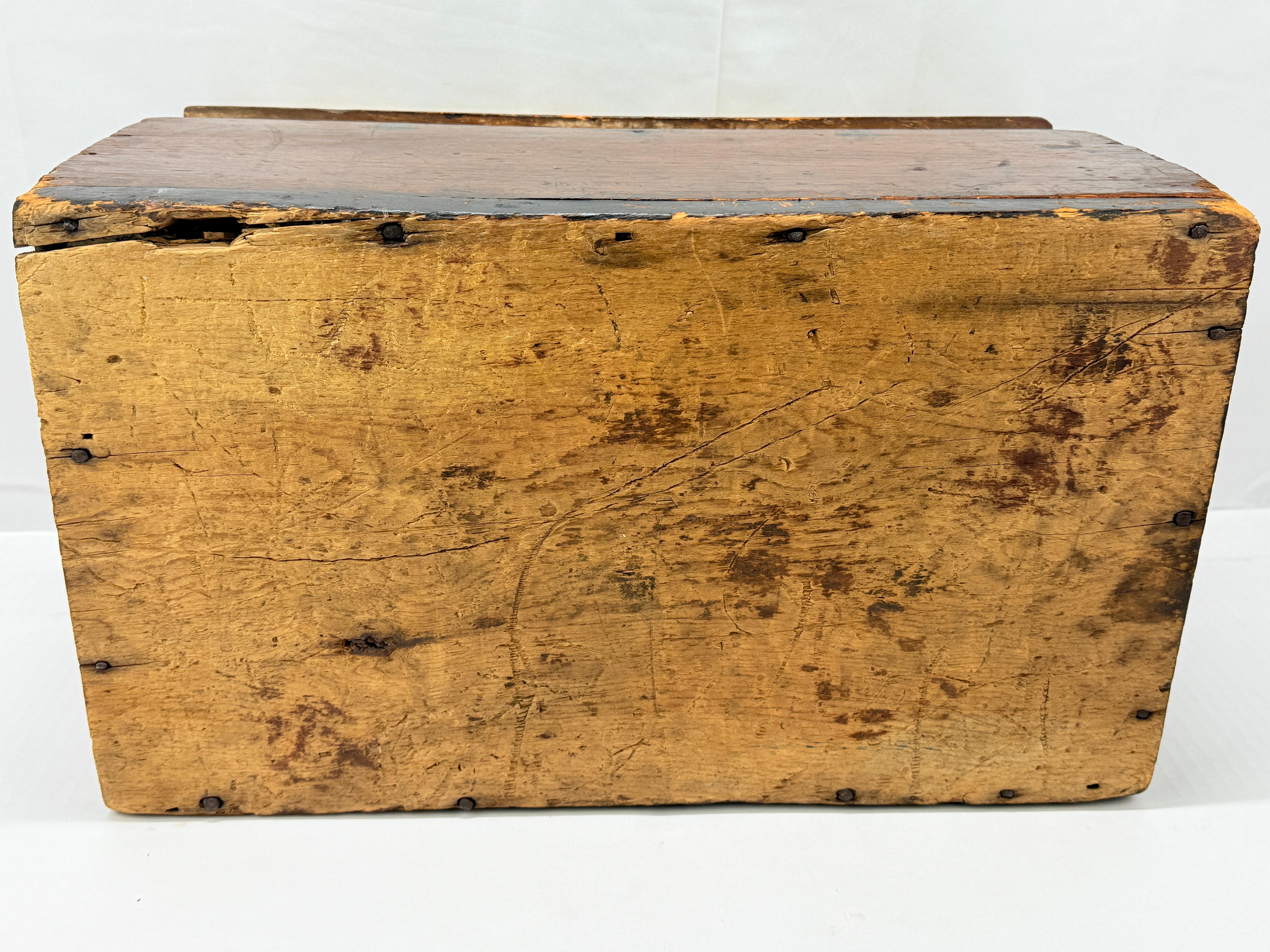 18th Century, New England Paint Decorated Folk Art Box or Crate For Sale 3