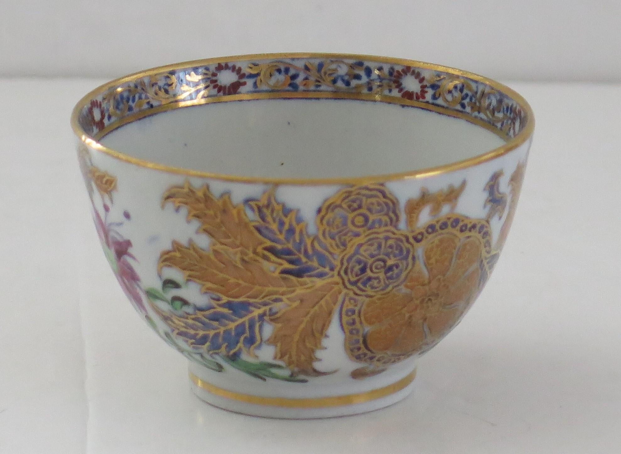 Georgian 18th Century Newhall Porcelain Tea Bowl in Tobacco Leaf Pattern 274, Circa 1795