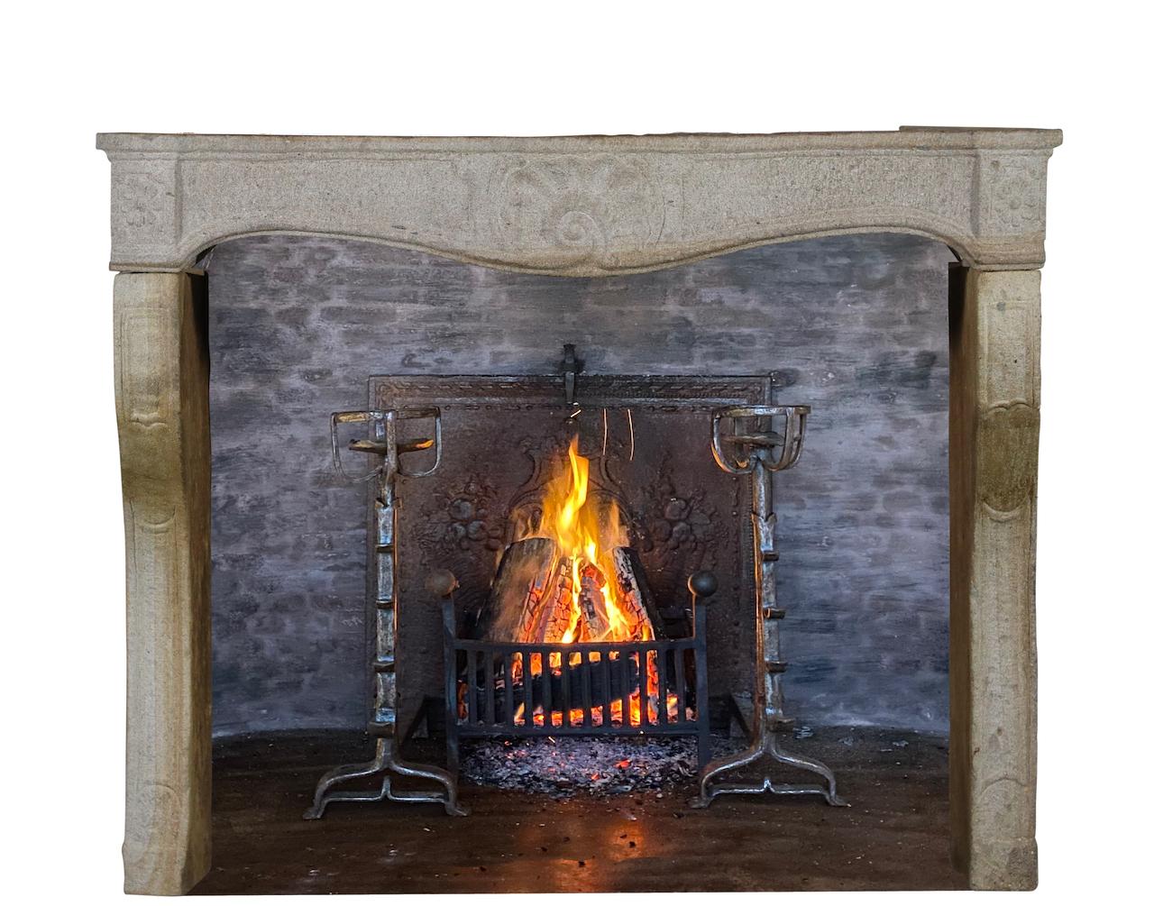 18th Century Normandy Granite Fireplace For Rustic Slow Living Interior Design In Good Condition For Sale In Beervelde, BE
