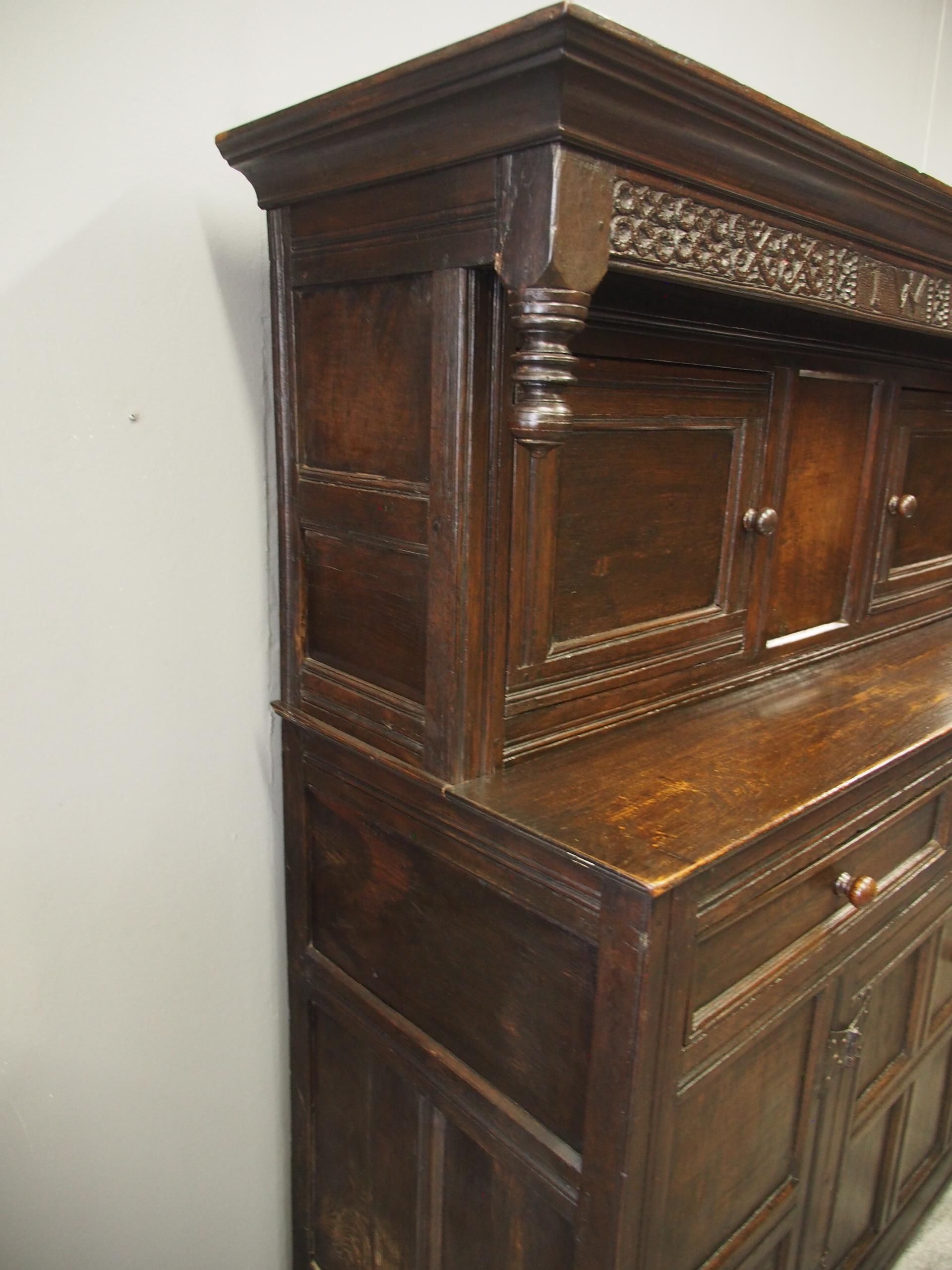 18th Century Northern English Oak Cupboard 3