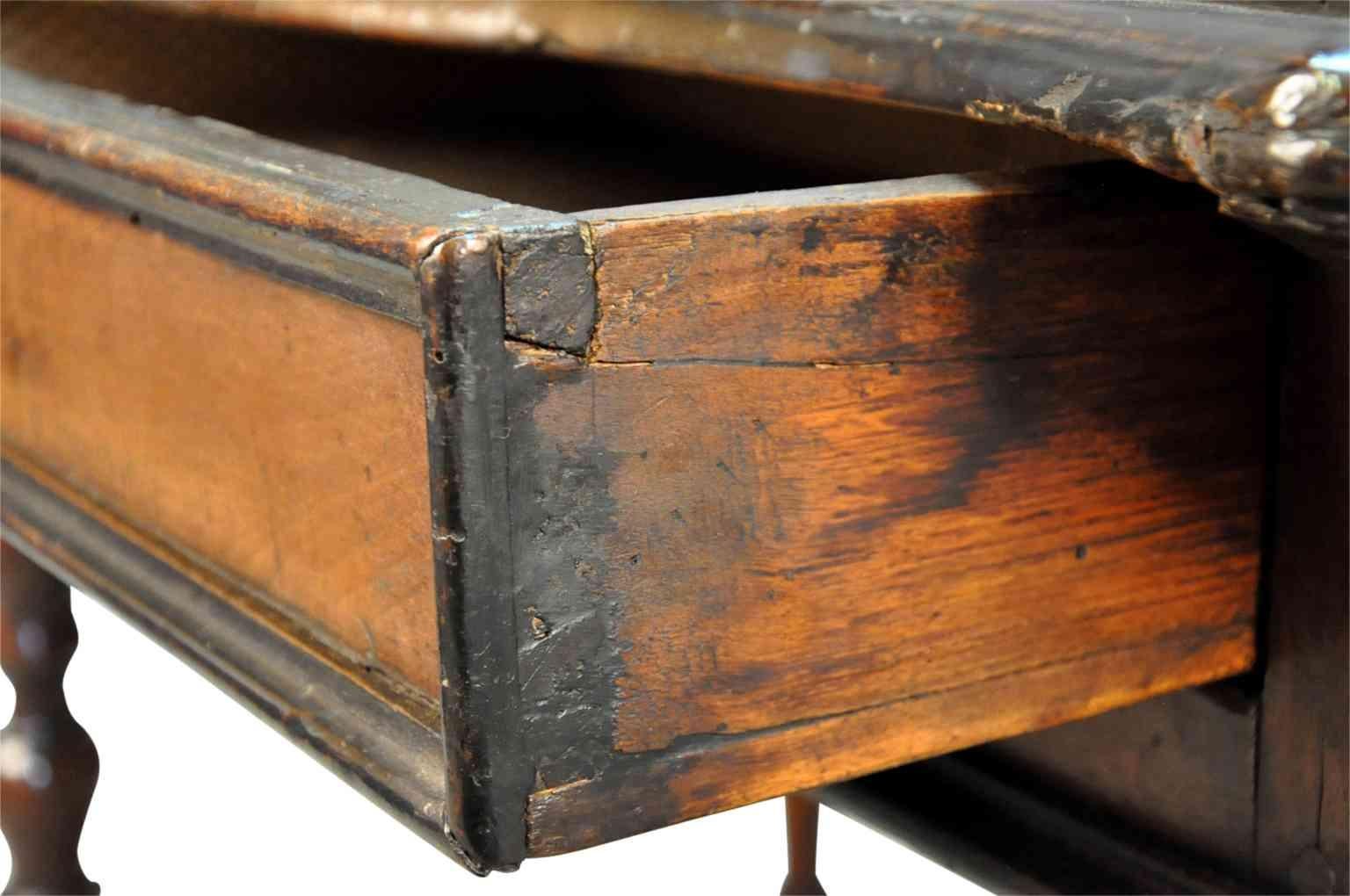 Console du XVIIIe siècle en Italie du Nord en vente 6