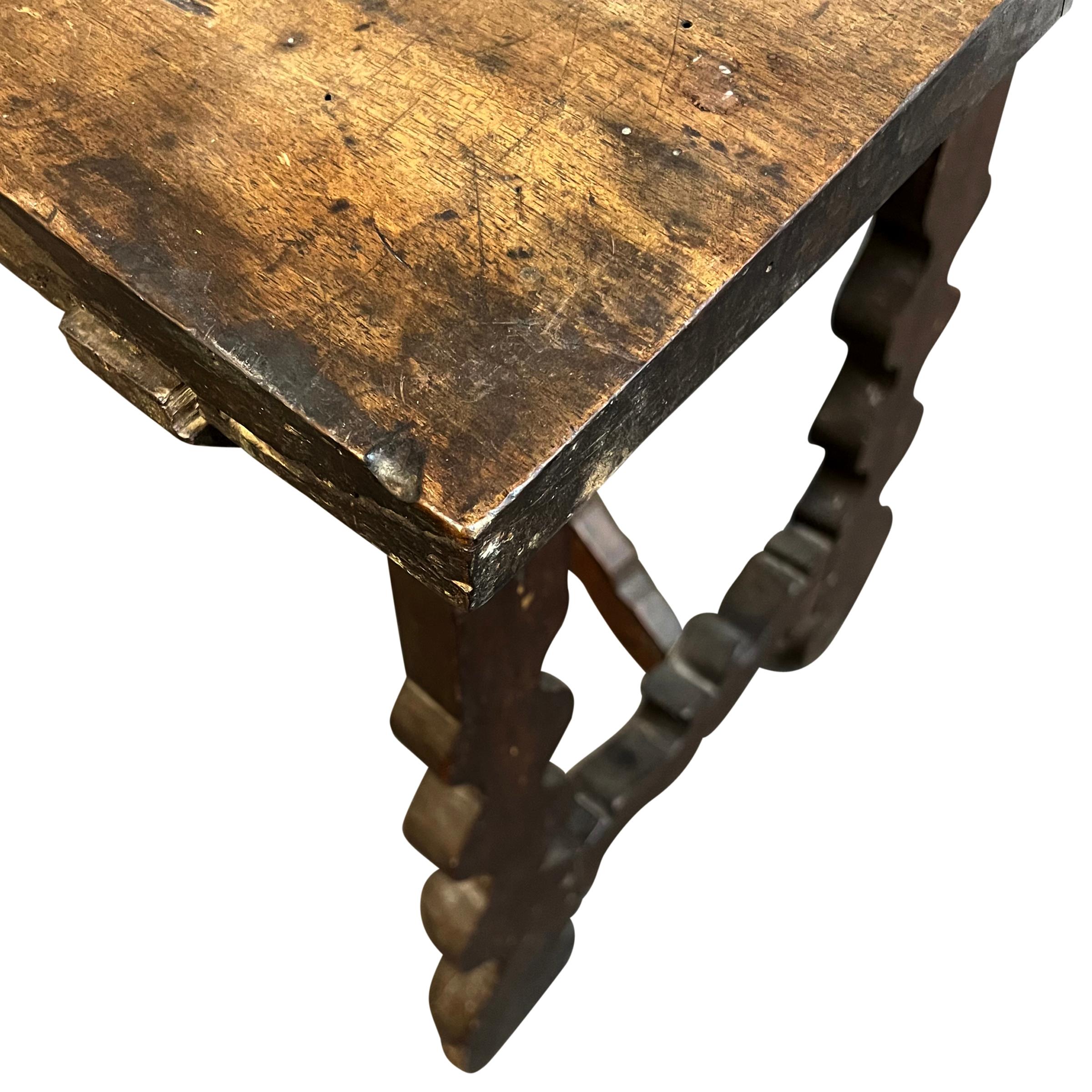 18th Century and Earlier 18th Century Northern Italian Walnut Table For Sale
