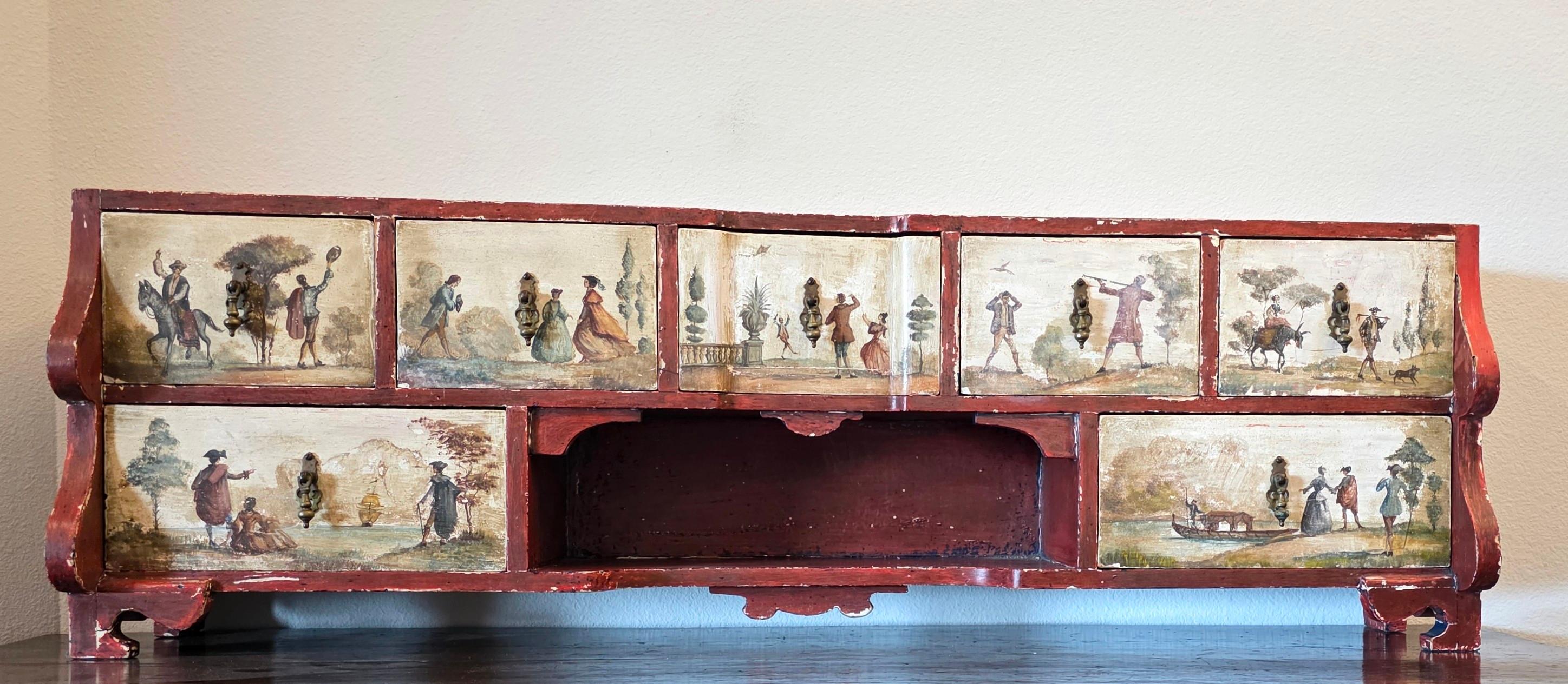 italien XVIIIe siècle Italie du Nord Cabinet de table ancien en bois polychrome Lacca Povera en vente