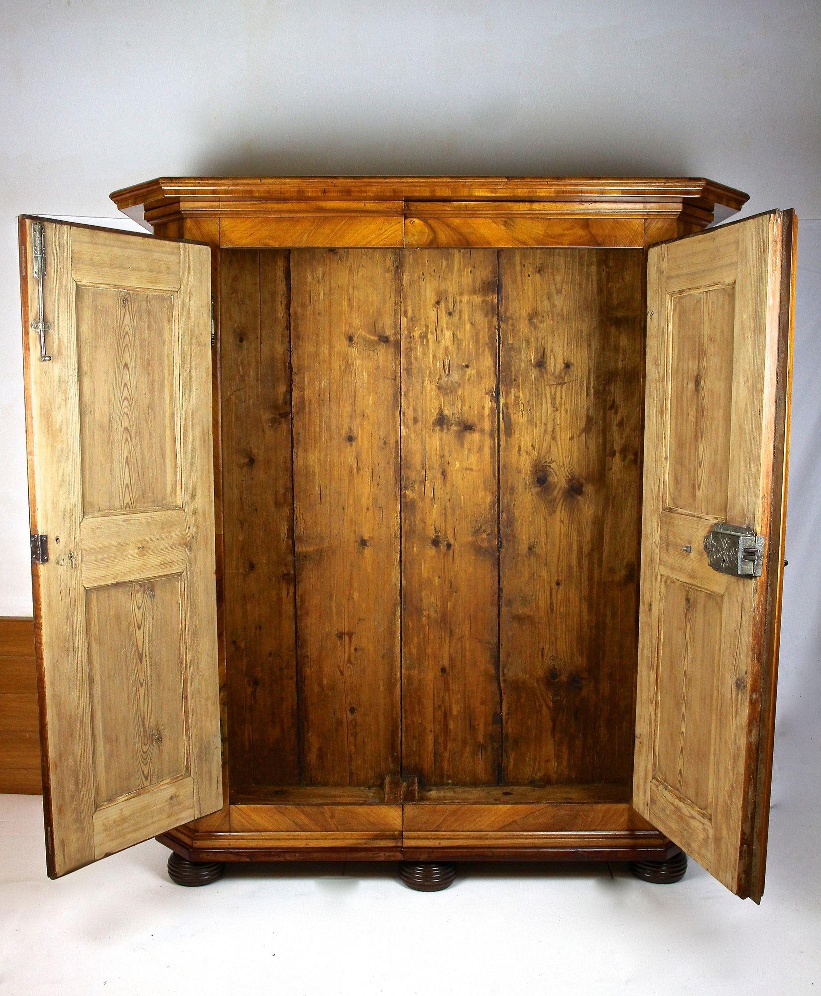18th Century Nutwood Baroque Cabinet With Inlay Works, Austria ca. 1780 For Sale 2
