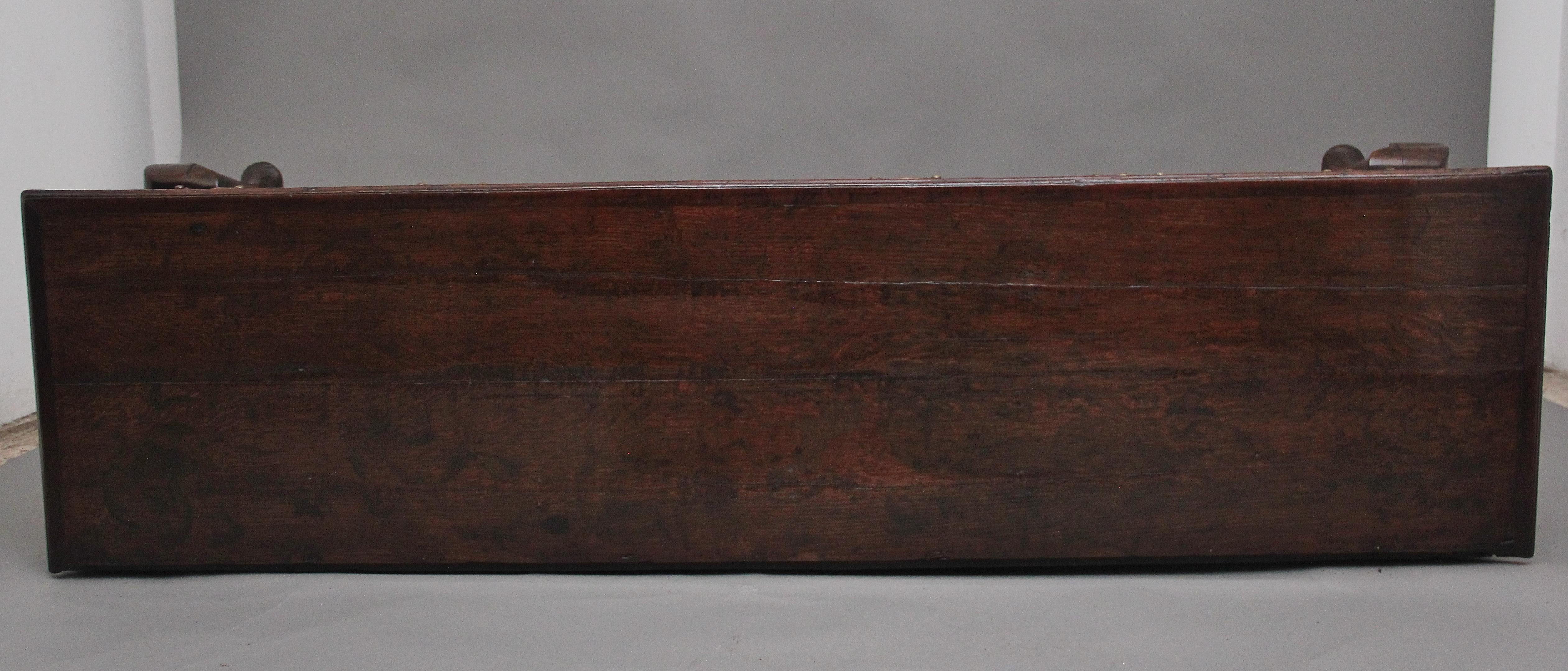 18th Century oak cabriole leg dresser base For Sale 4