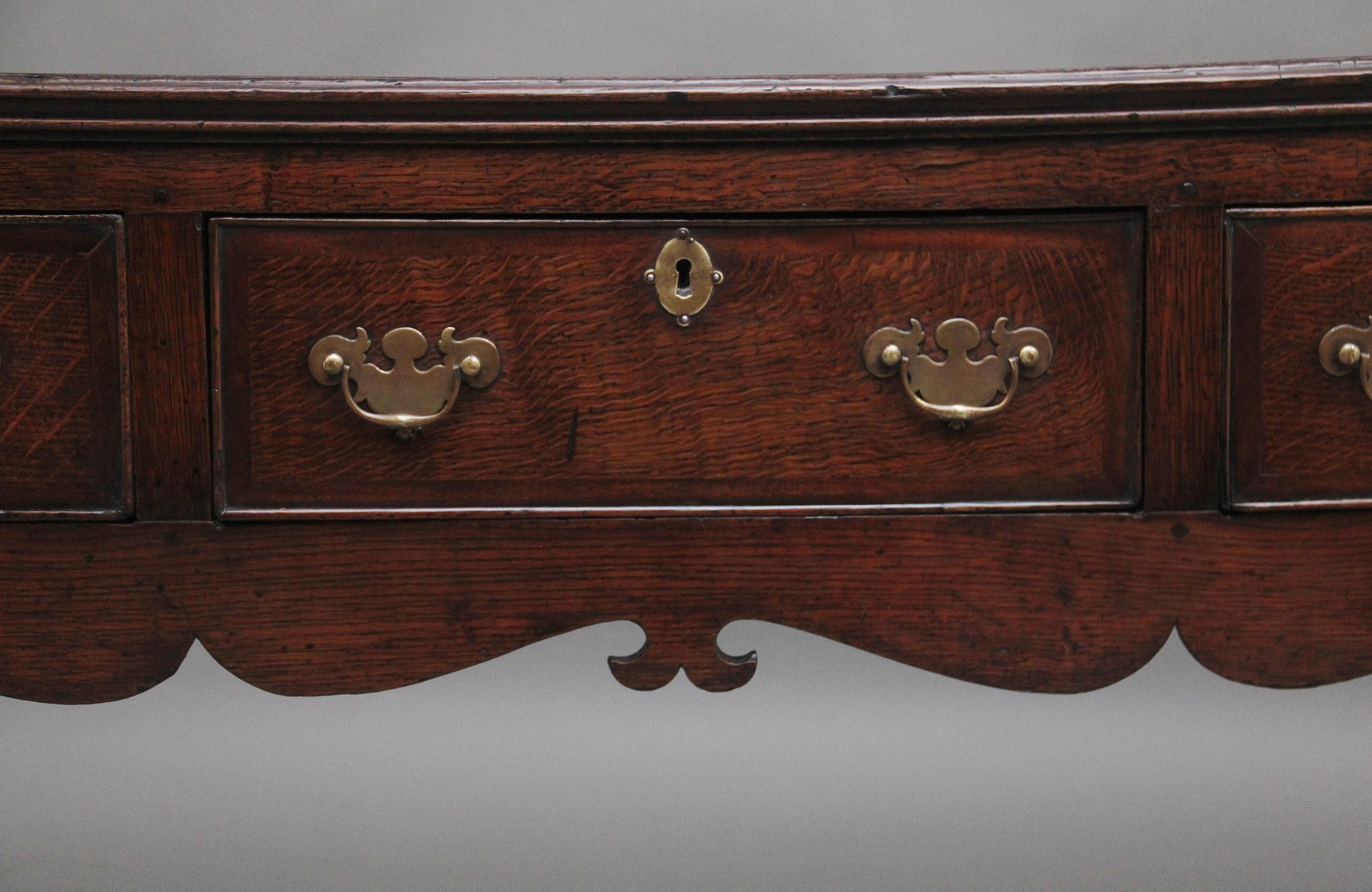 British 18th Century oak cabriole leg dresser base For Sale
