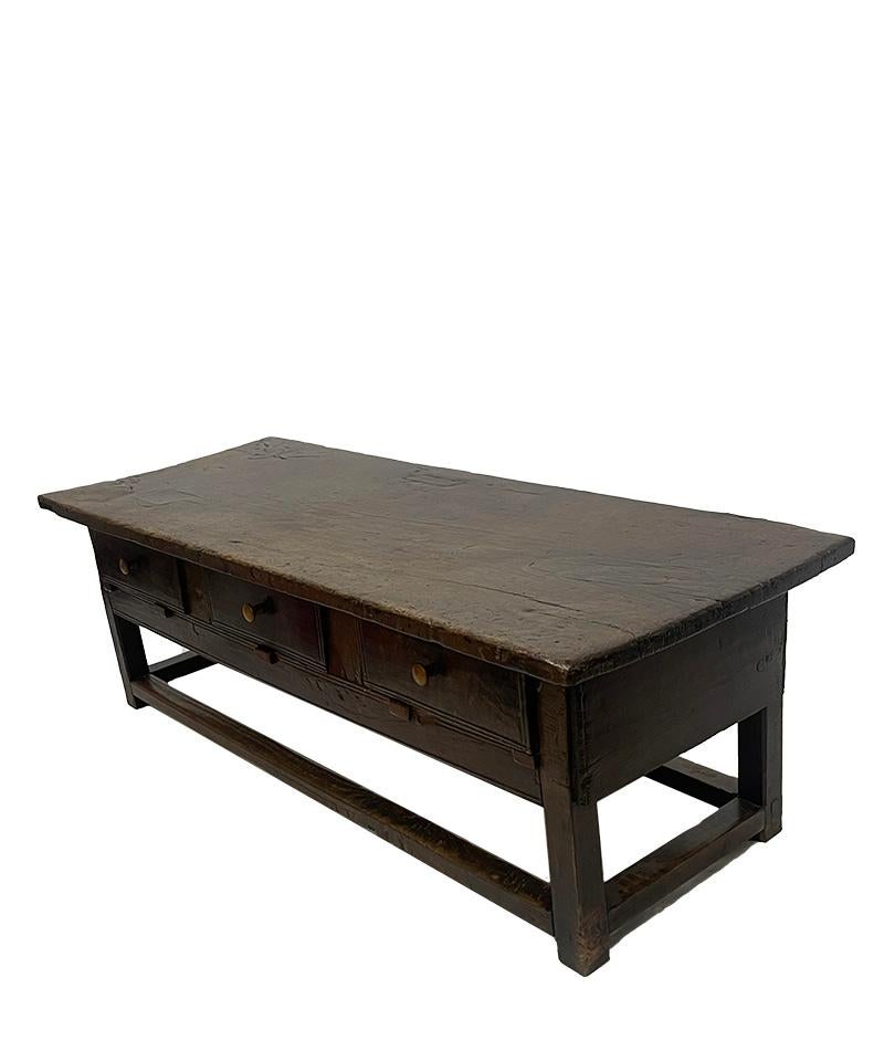 European 18th century oak coffee table For Sale