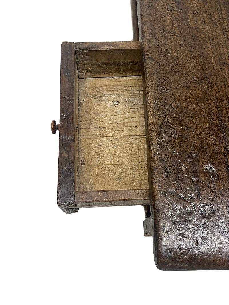Chêne Table basse en chêne du 18e siècle en vente