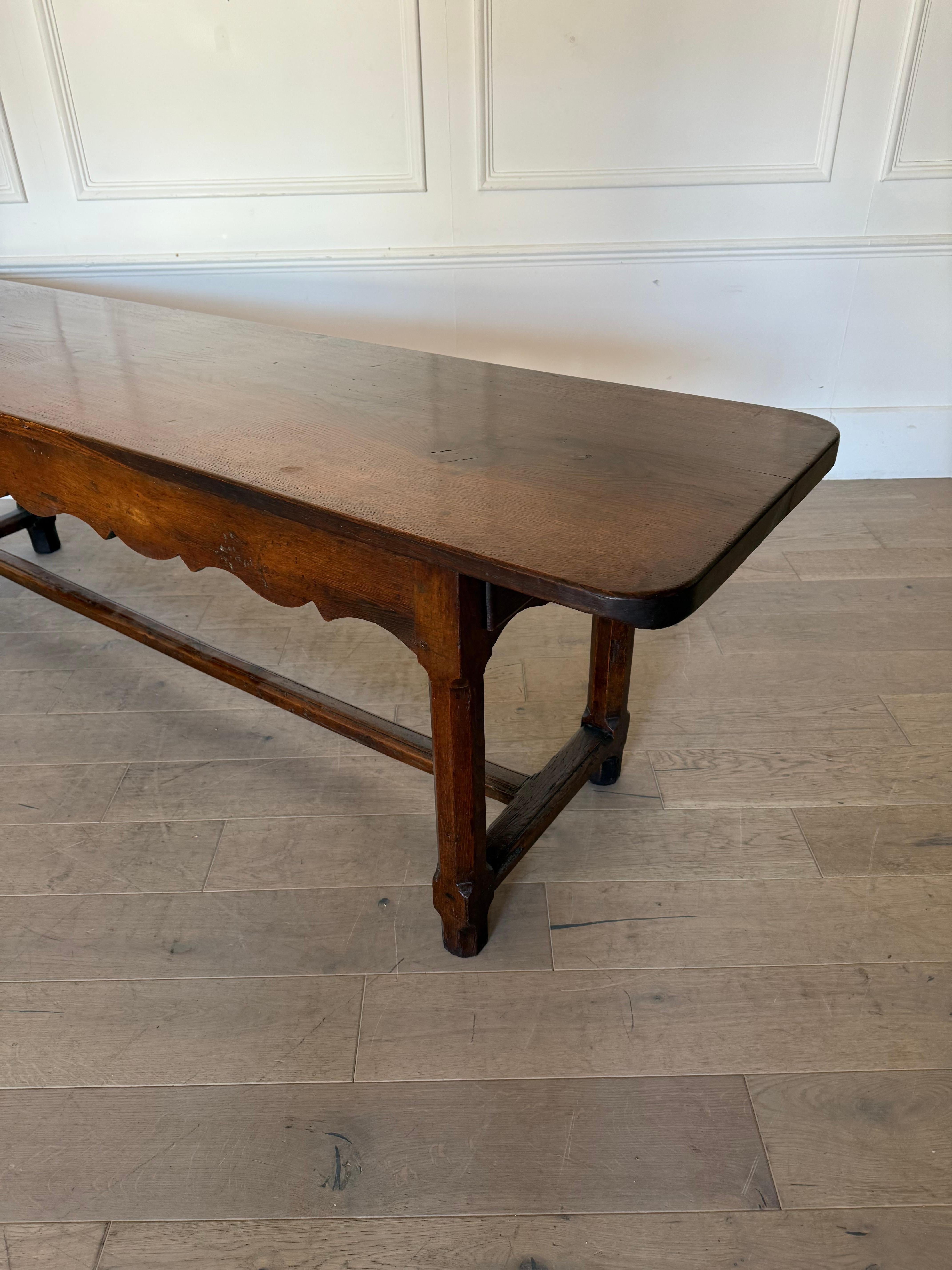 18th century oak console table / serving table For Sale 6